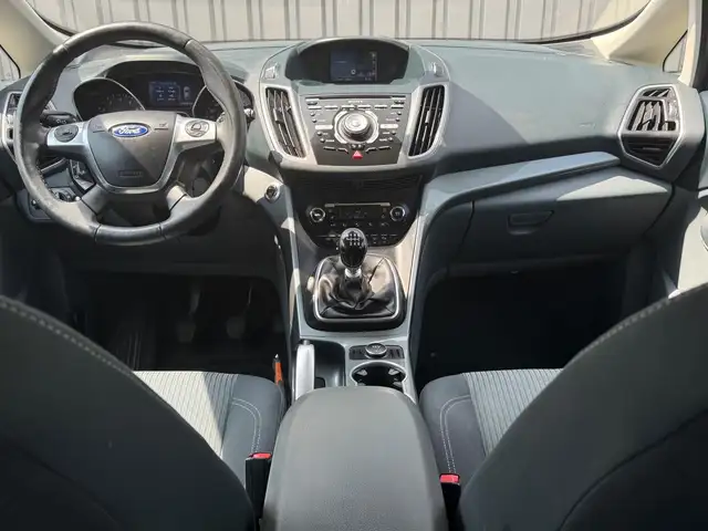 Ford C-Max view 2