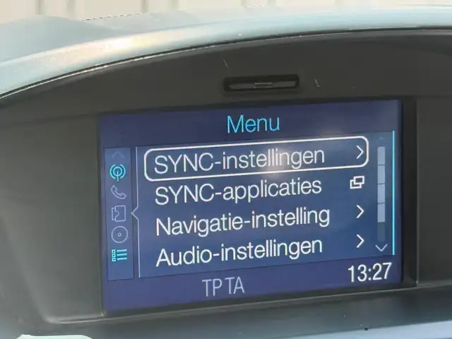 Ford C-Max view 10