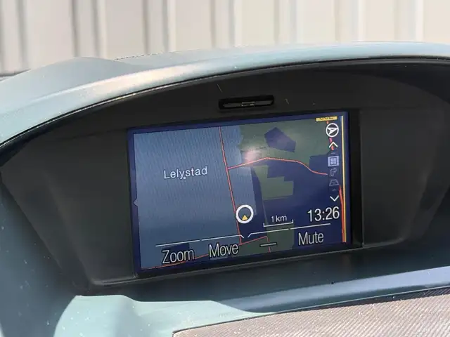 Ford C-Max view 8