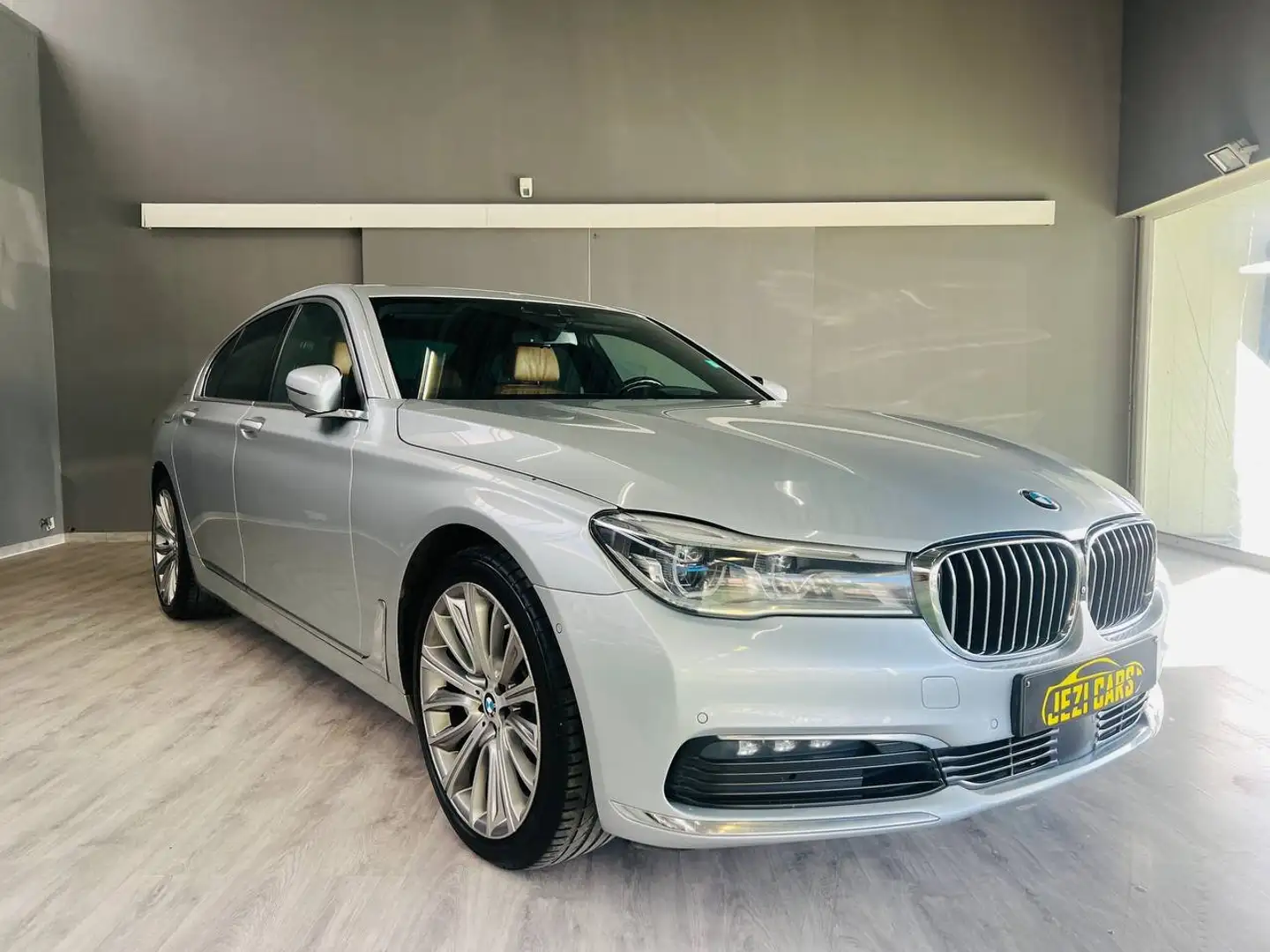 BMW 730 dA |FULL OPTION|open dak|1 jaar Garantie|360|navi Argent - 1