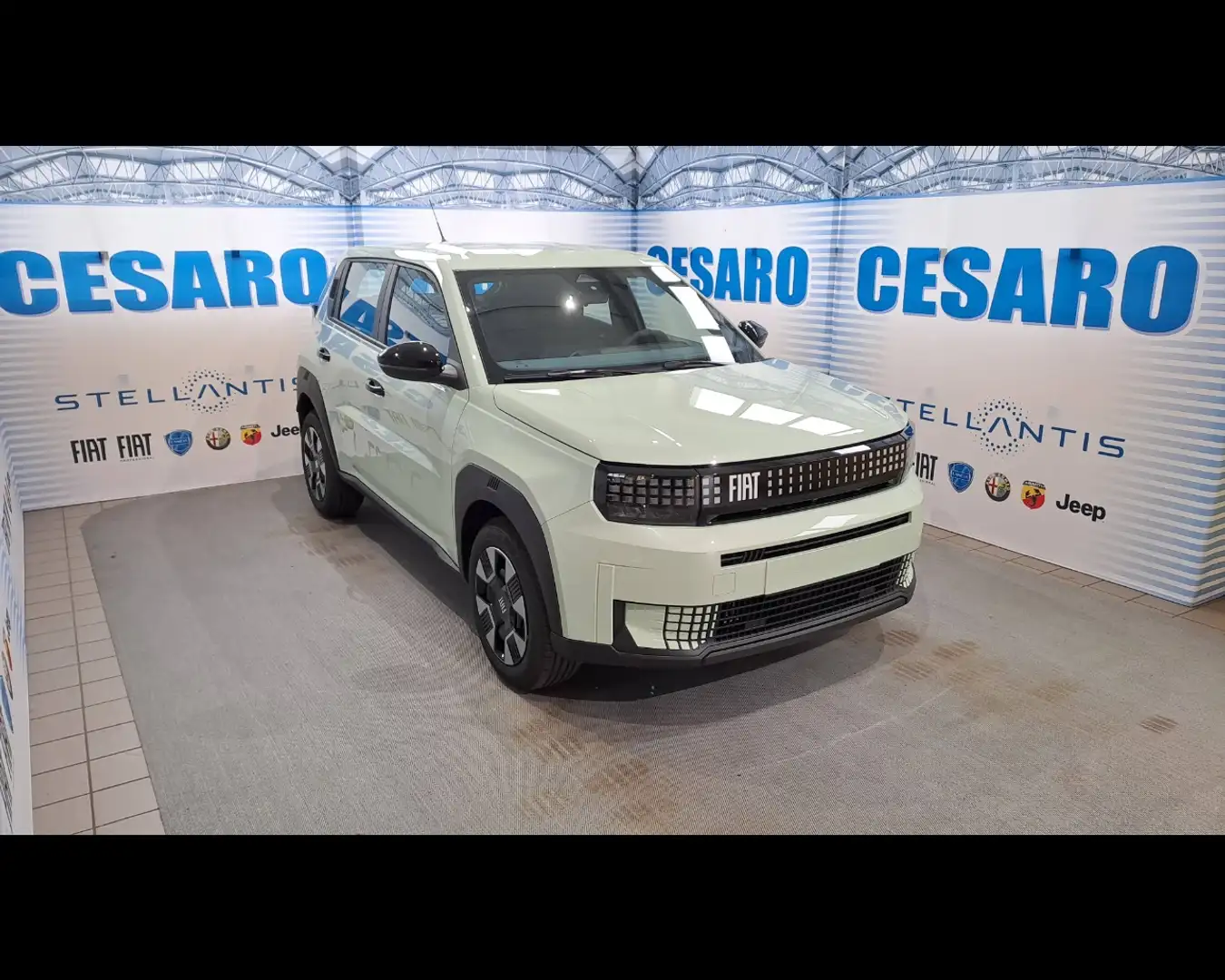 Fiat Grande Panda 1.2 Hybrid Icon Bleu - 1