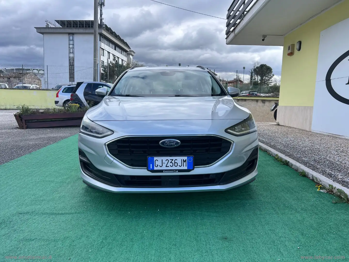 Ford Focus 1.5 EcoBlue 120CV SW BUSINESS - 2022 Grijs - 2