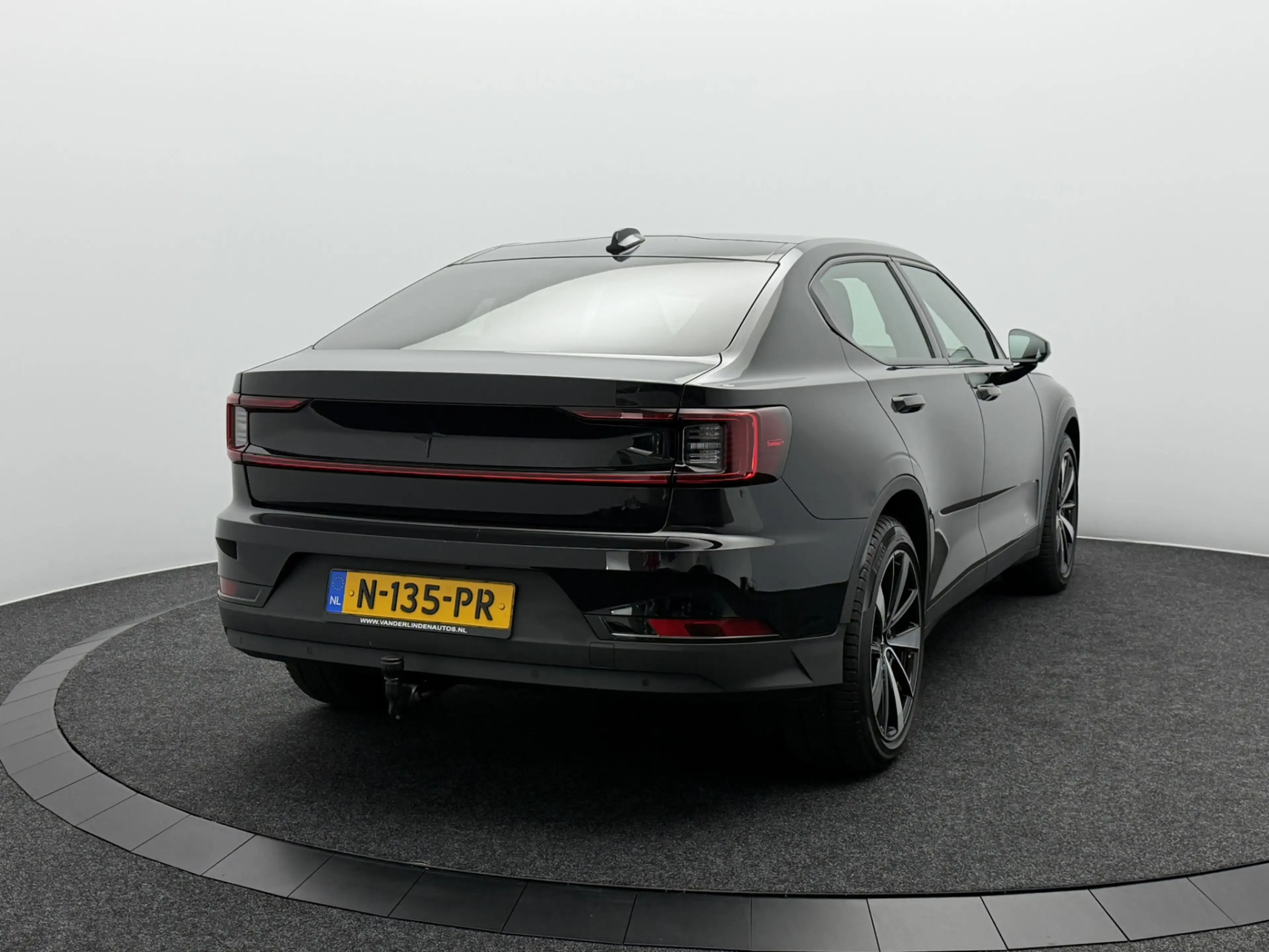 Polestar 2 Long Range Single Motor 78 kWh SOH 93,8% | Warmtep — photo 4