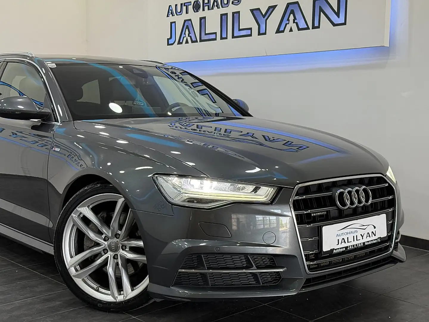Audi A6 Avant 3,0 TDI quattro 3xS-LINE, BOSE, AHK, NAVI... Grijs - 2
