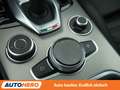 Alfa Romeo Stelvio 2.2 JTDM Veloce Q4 Aut*NAVI*XENON*ACC*CAM*PDC*SHZ* Weiß - thumbnail 28
