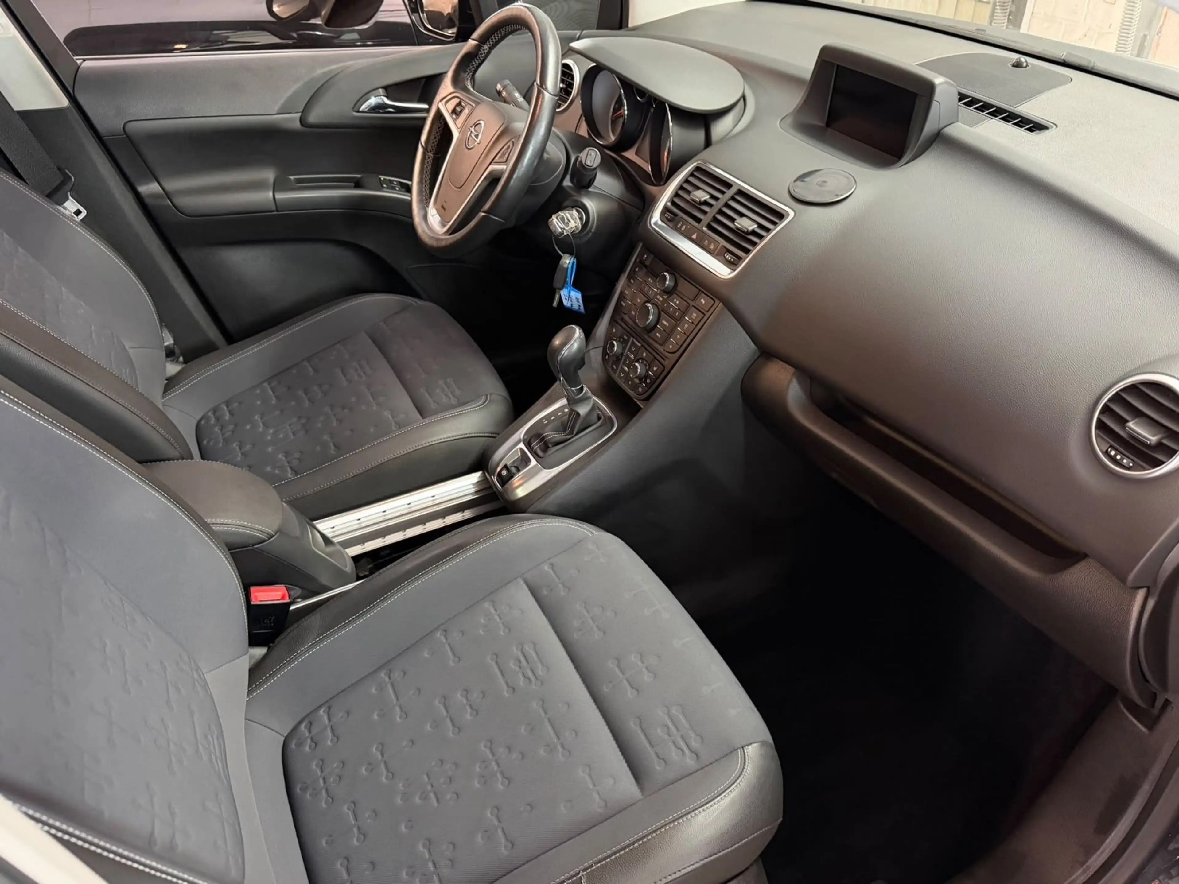 Opel Meriva B Innovation"Autom."Klima"PDC"Garantie — photo 8