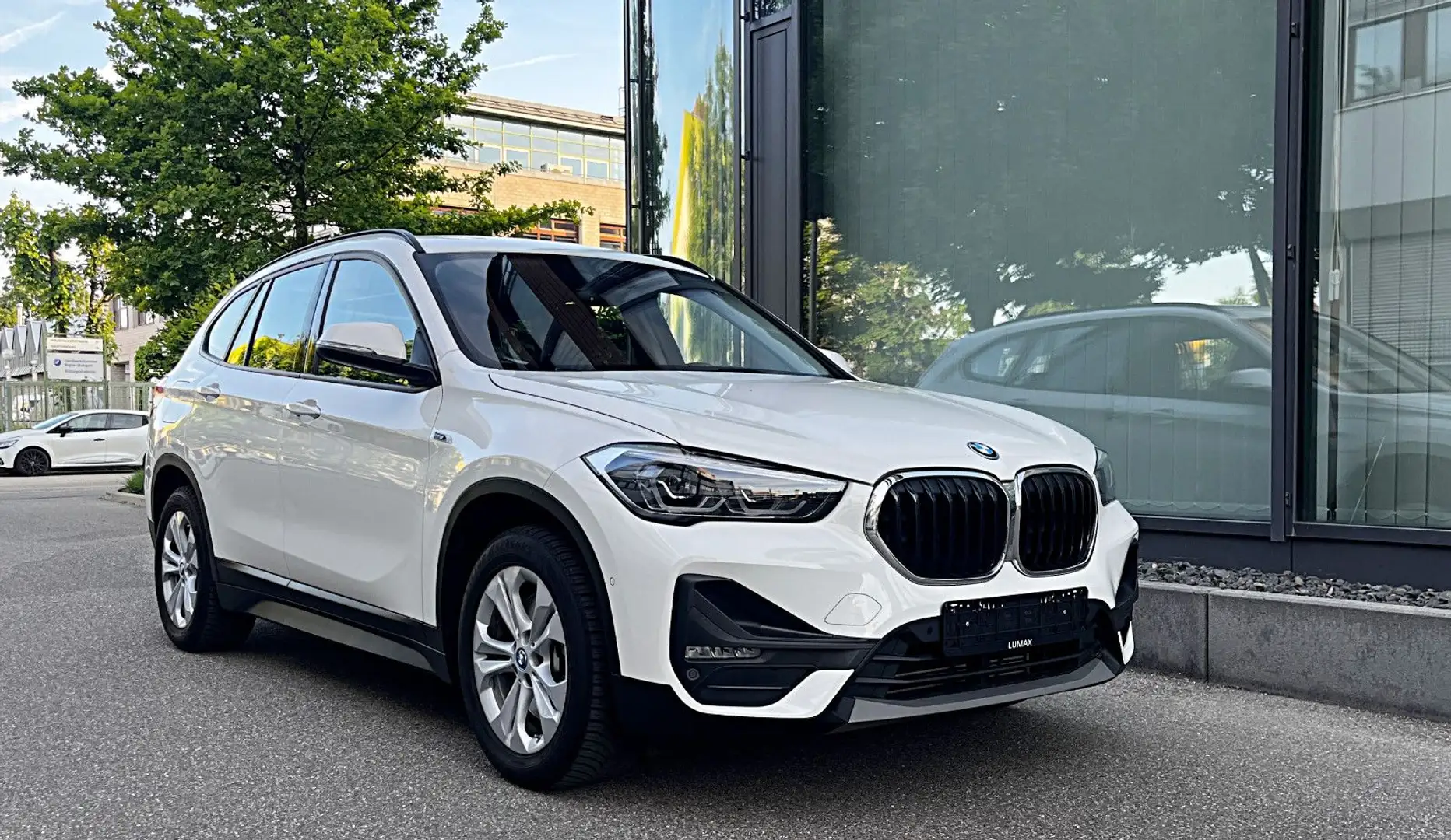 BMW X1 xDrive 25 e Advantage*LED*Navi Blanc - 1