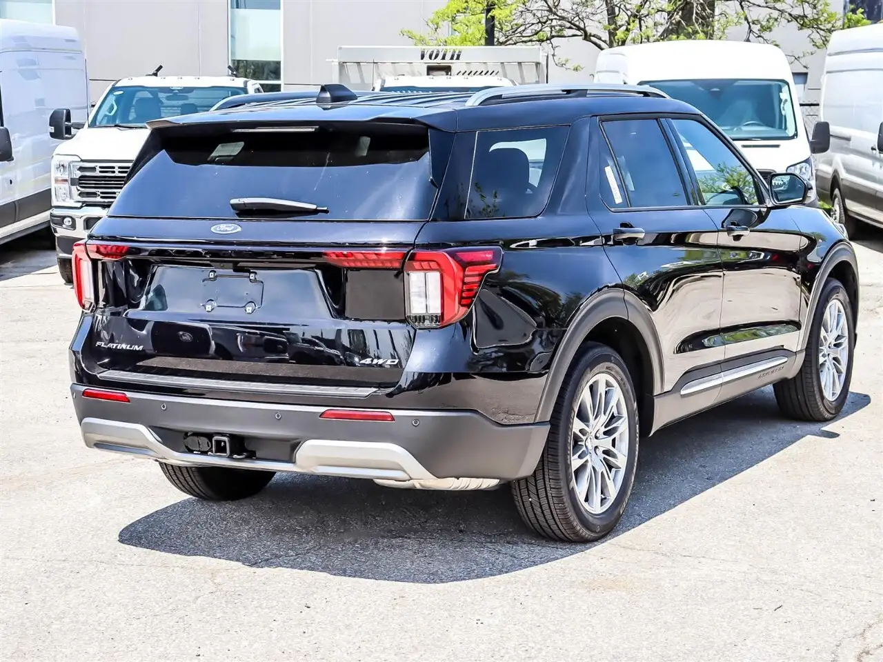 Ford Explorer снимка Ford Explorer
