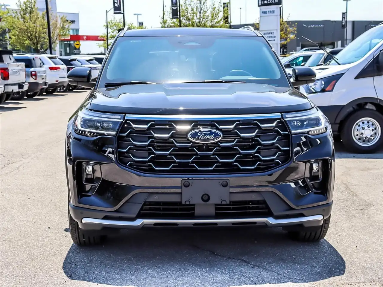 Ford Explorer снимка Ford Explorer