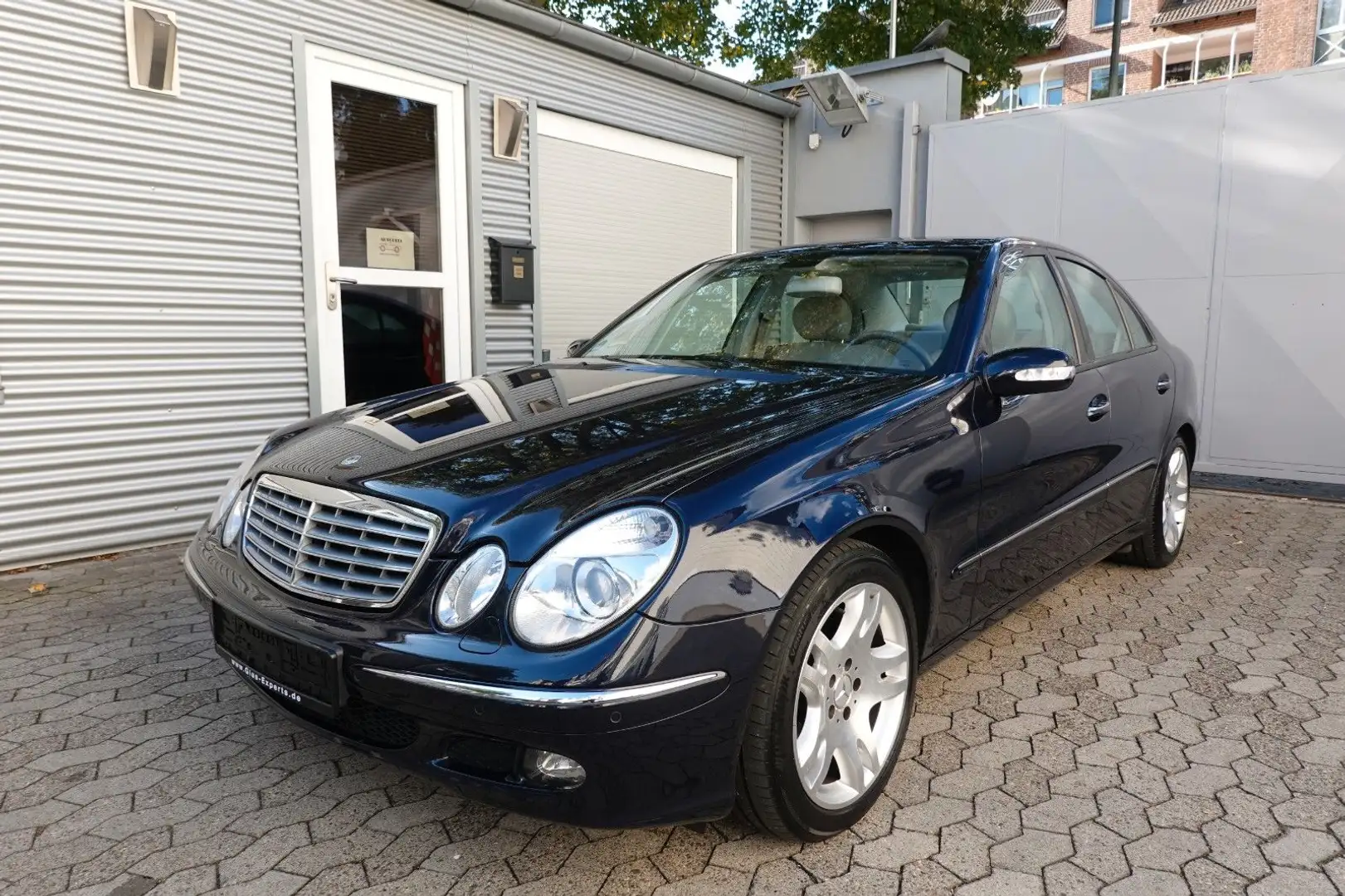 Mercedes-Benz E 280 CDI Limo 1hand MB Scheckheft Memory AHK Blau - 1
