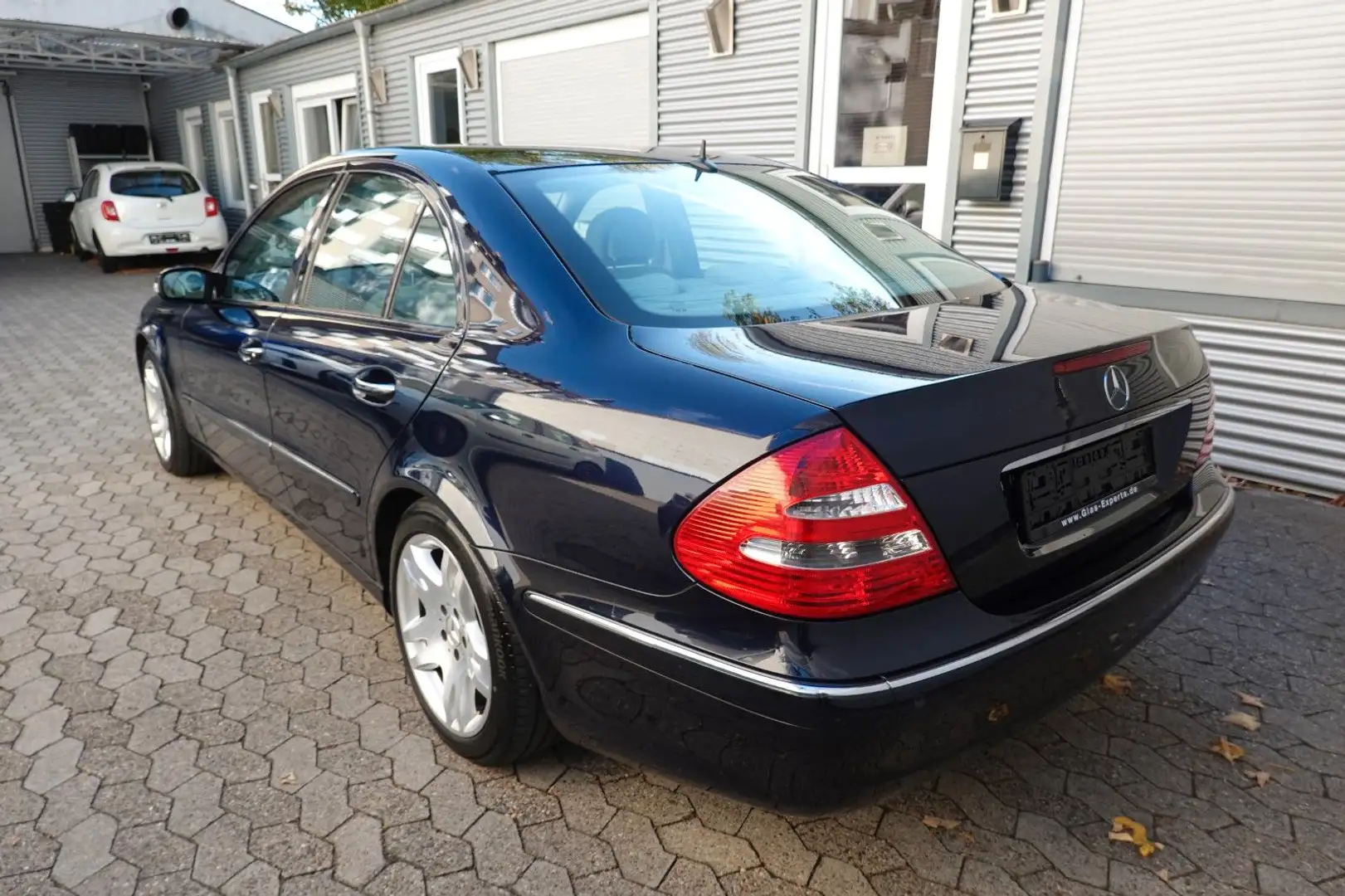 Mercedes-Benz E 280 CDI Limo 1hand MB Scheckheft Memory AHK Blau - 2