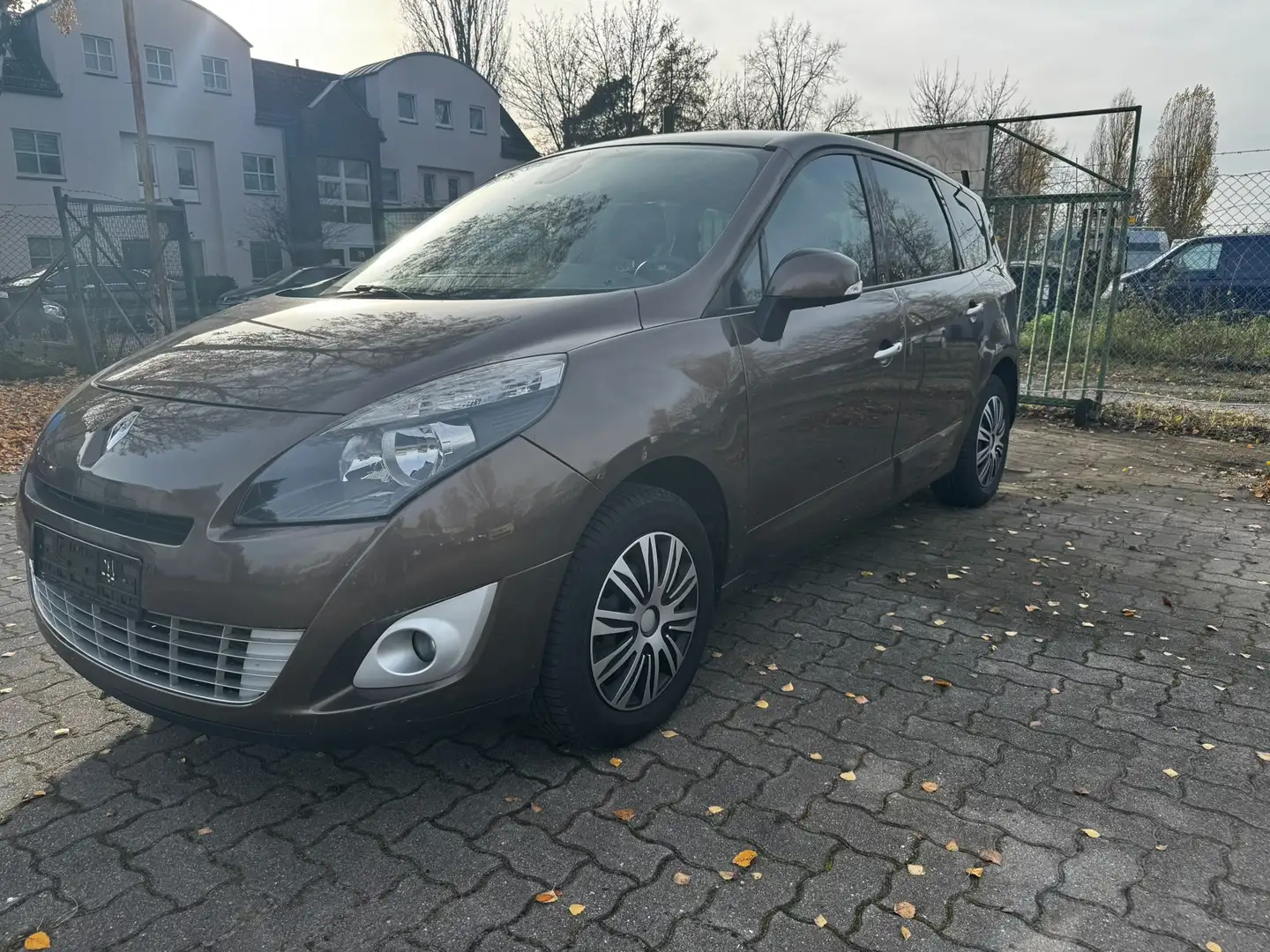 Renault Grand Scenic Scenic Diesel Energy Automatik Braun - 1