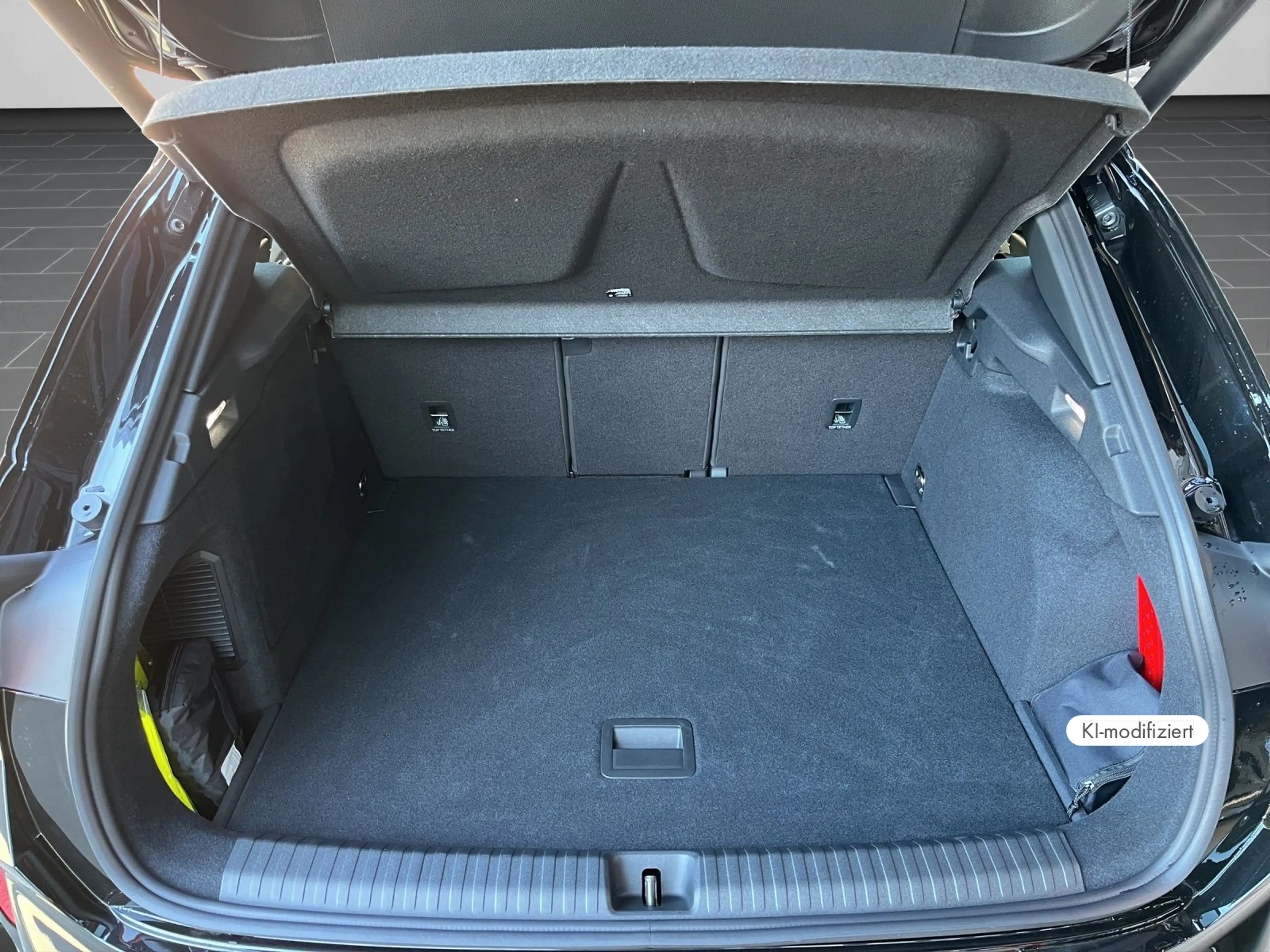 CUPRA Terramar VZ Tribe Edition 1.5 e-Hybrid 200kW AHK — photo 15