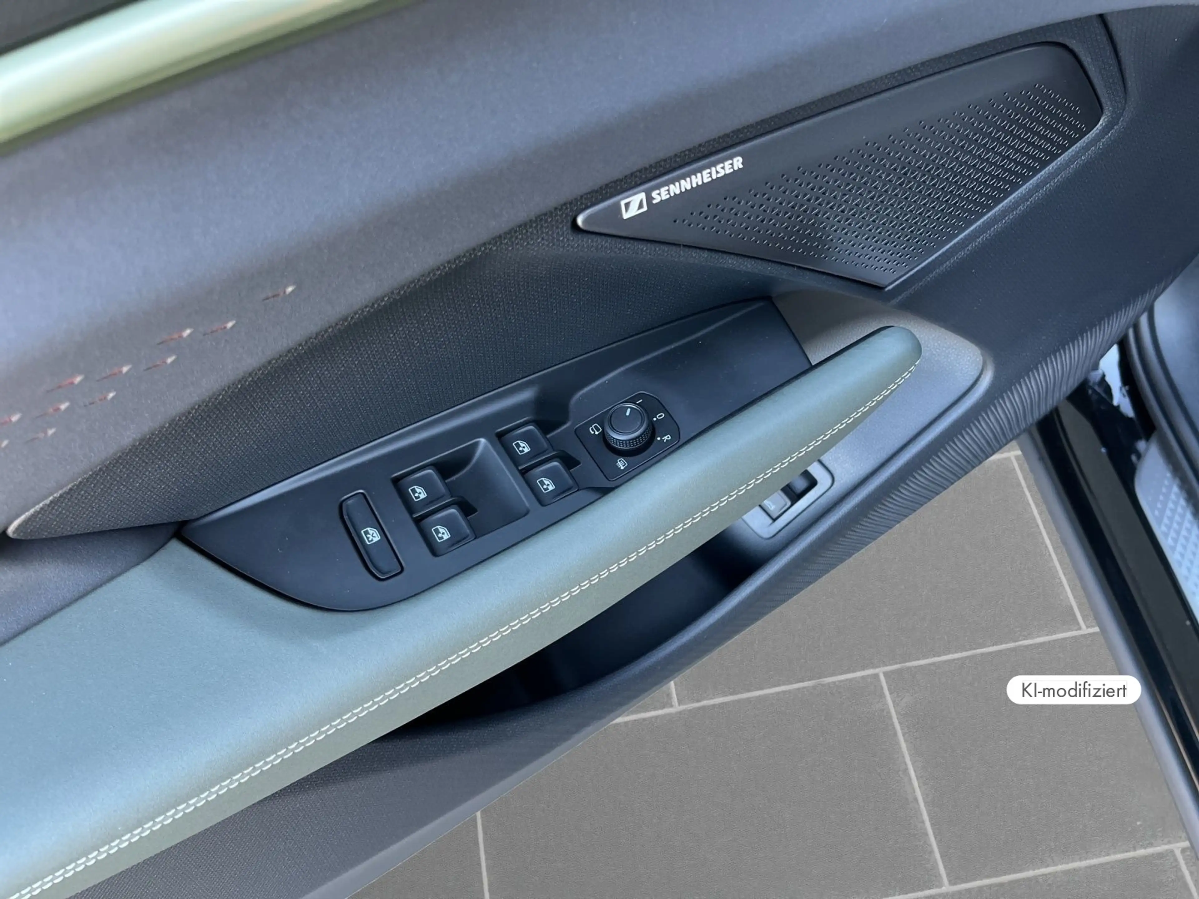 CUPRA Terramar VZ Tribe Edition 1.5 e-Hybrid 200kW AHK — photo 13
