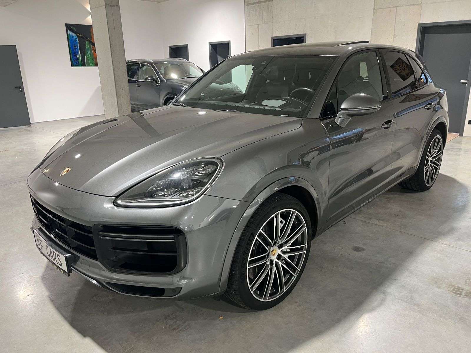 Second hand Porsche Cayenne 