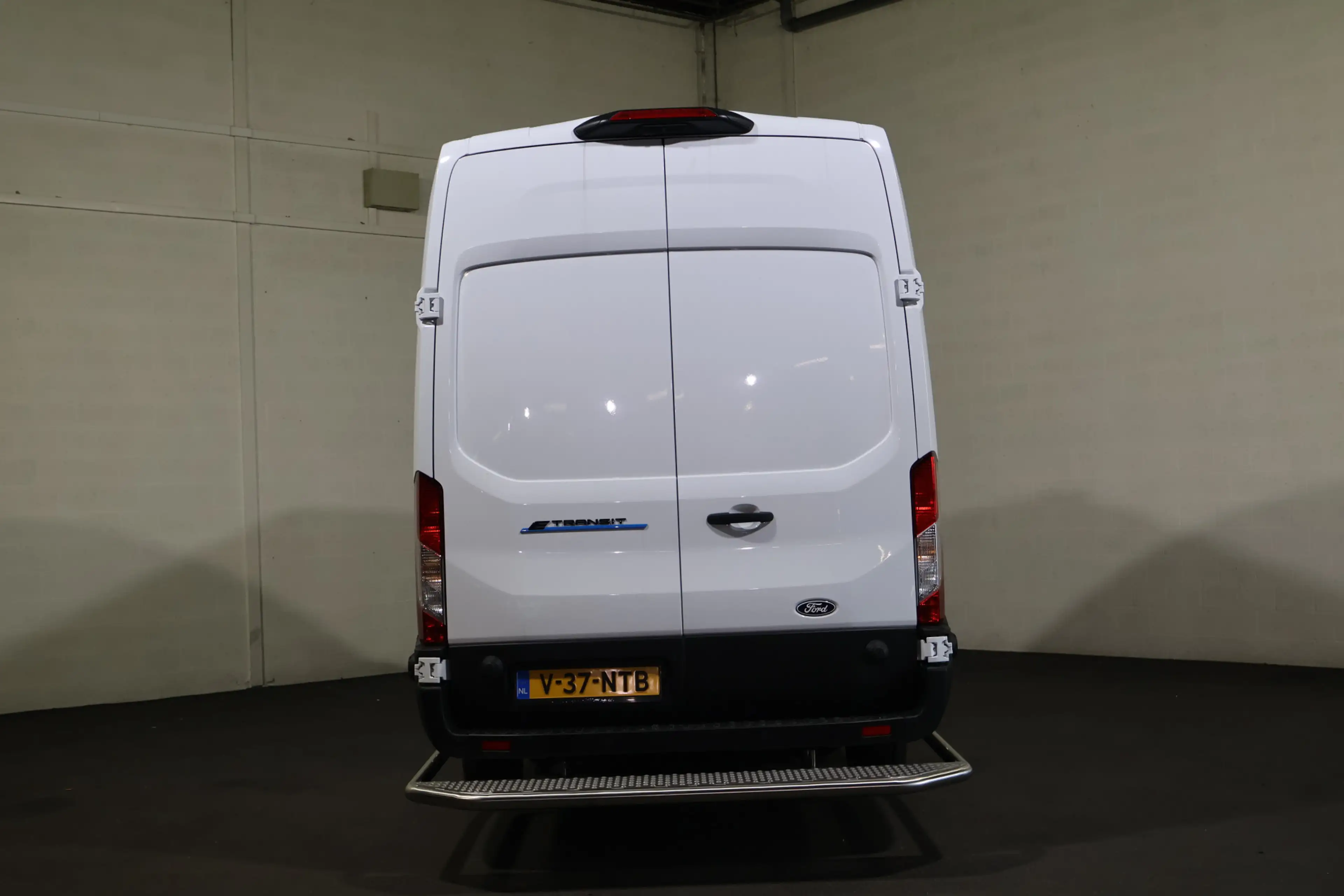 Ford E-Transit 350 L4 H3 Trend 68 kWh (Wordt verwacht) — photo 8