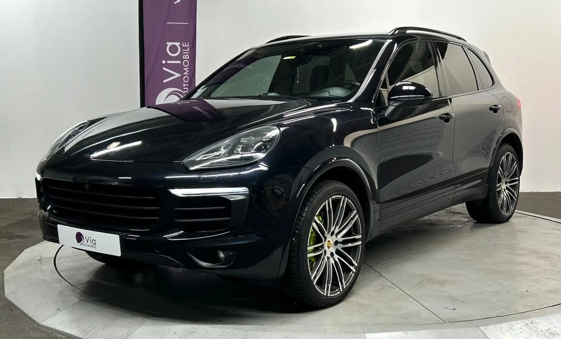 Porsche Cayenne 3.0 V6 416 ch S Platinium Edition E-Hybrid Tiptronic A Noir - 1