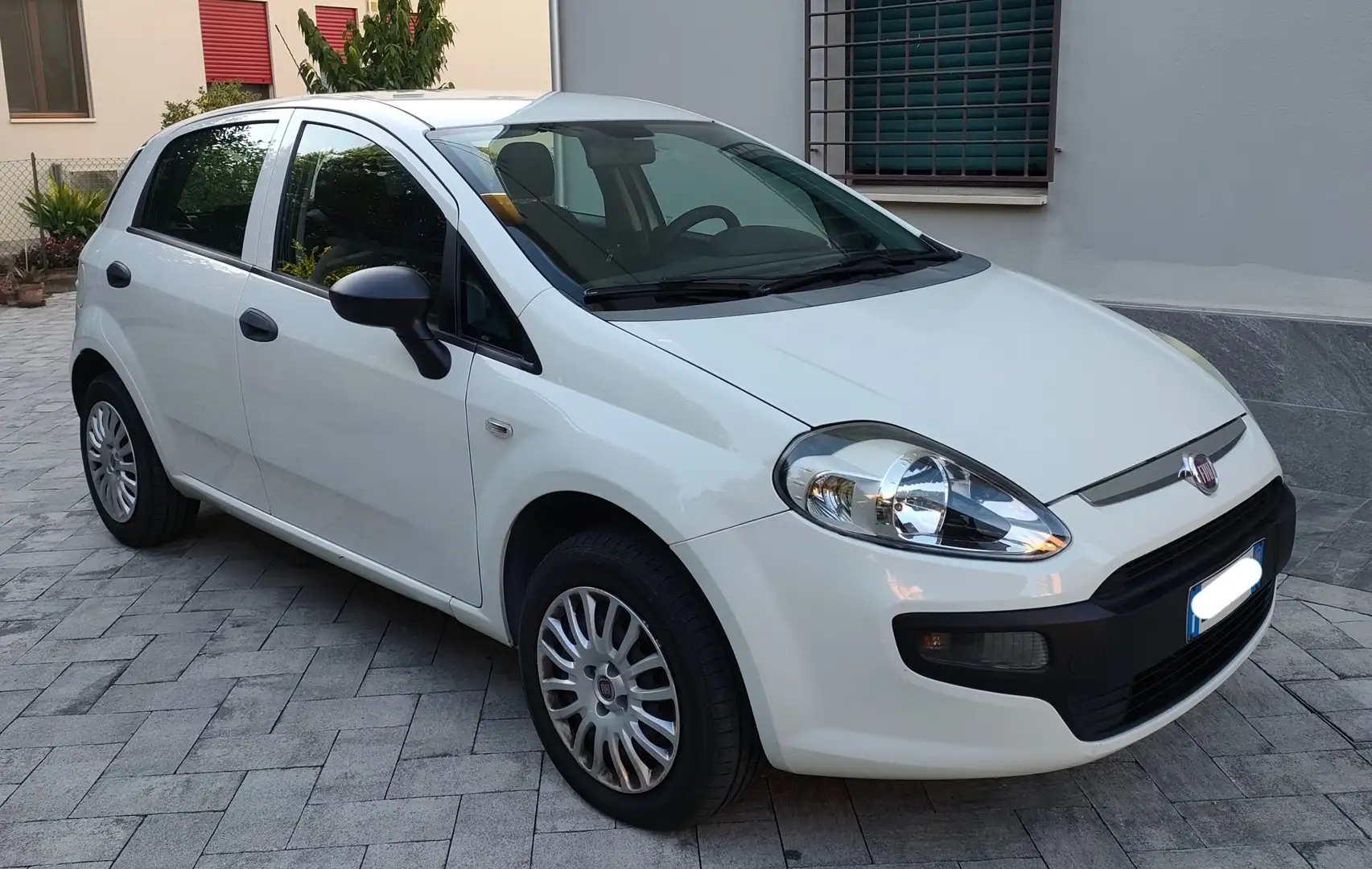Fiat Punto Evo Punto Evo 5p 1.4 natural power Active 70cv Bianco - 2