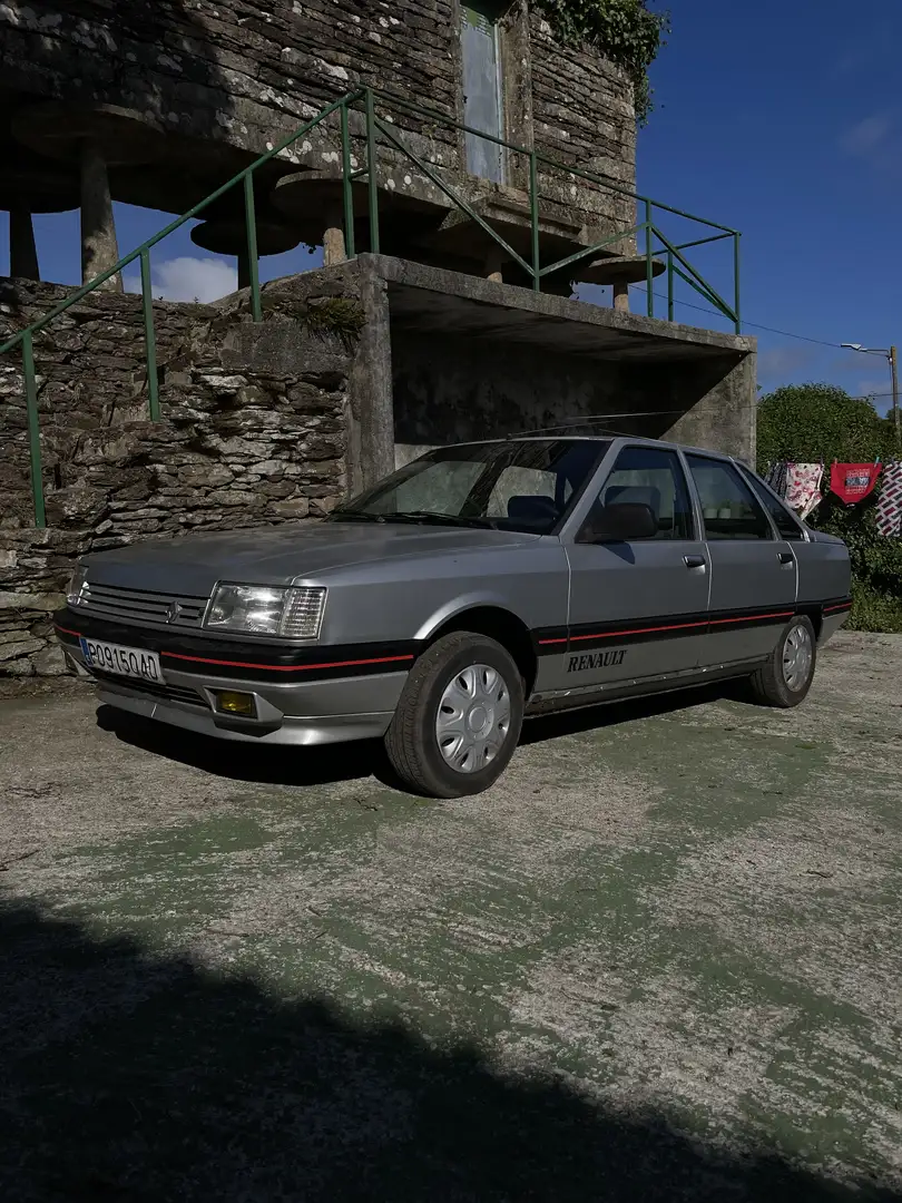 Renault R 21 GTS - 1