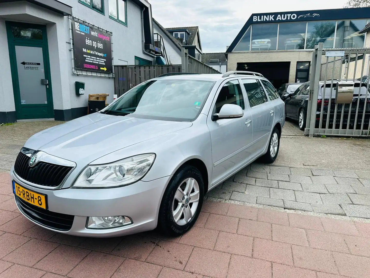 Skoda Octavia Combi 1.2 TSI Ambition Business Line NAVI NAP APK Grijs - 1