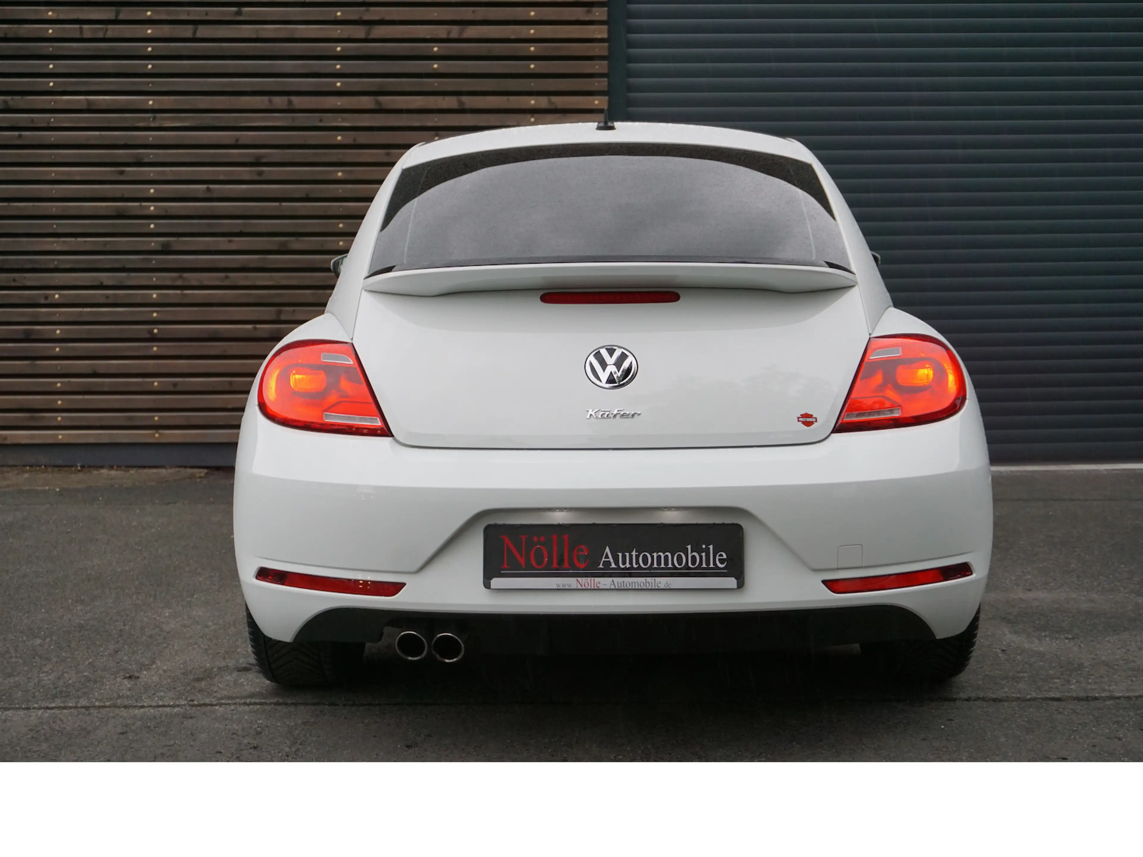 Volkswagen Beetle 1.4 TSI R-Line Pano LED Fender Sound 2.Hd — photo 6