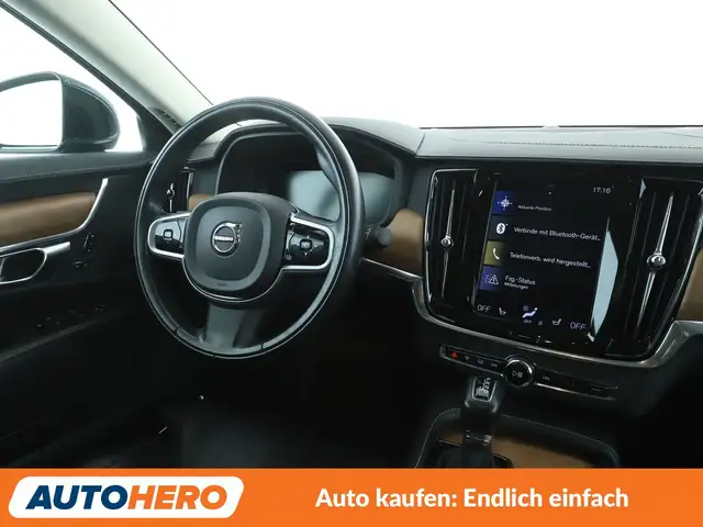 Volvo S90 view 13