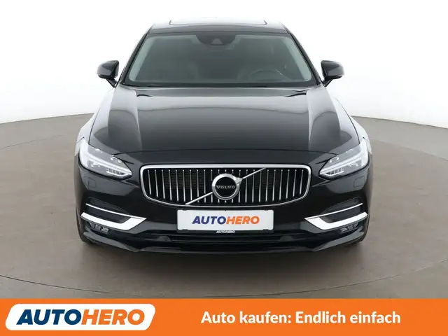 Volvo S90 view 9