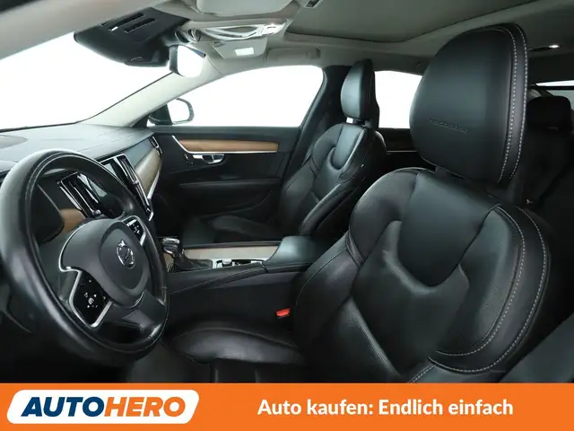 Volvo S90 view 10