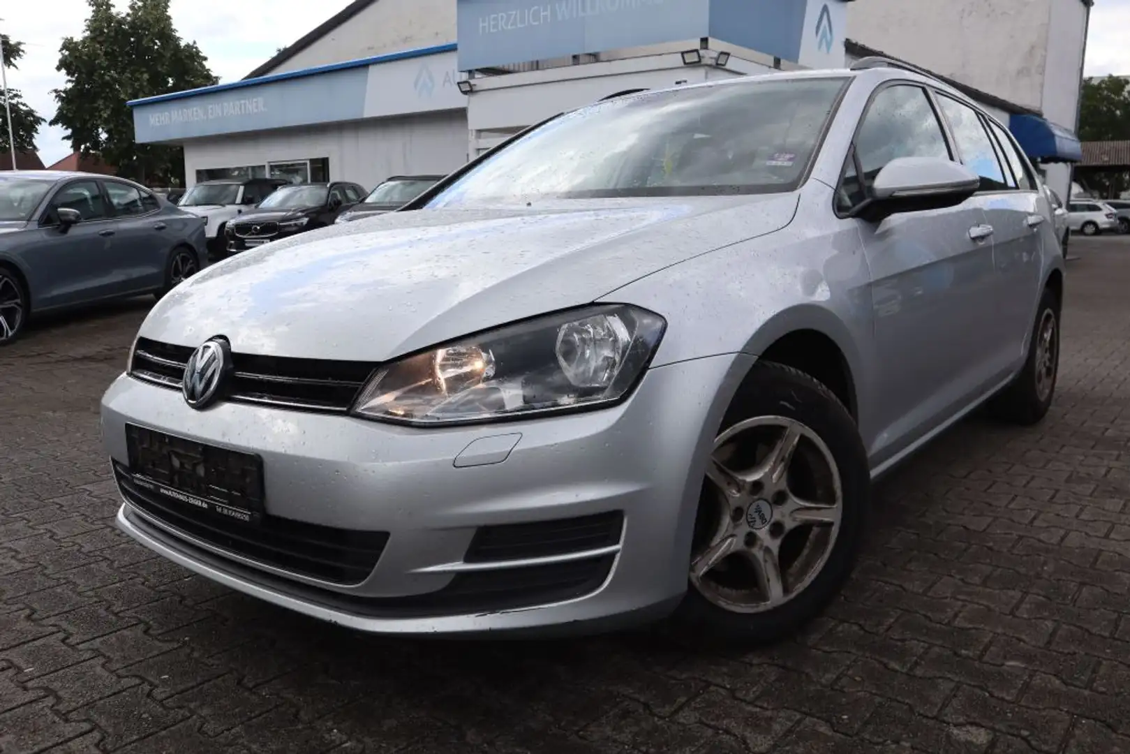 Volkswagen Golf Variant 1.6 TDI BlueMotion Technology Trendline - 1