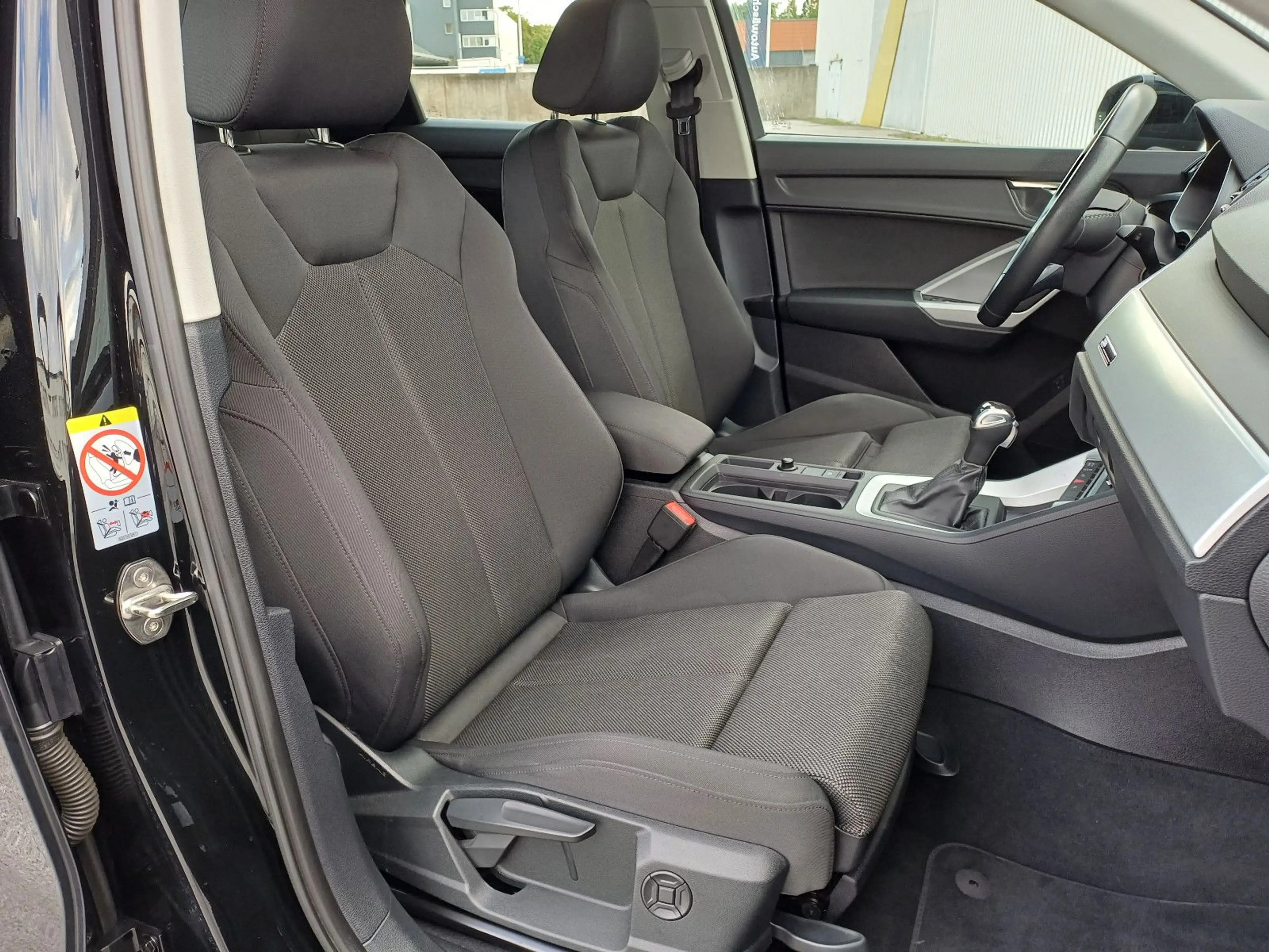 Audi Q3 45 TFSI e/Navi/Kamera/Virtual/PDC/1.HD — photo 15