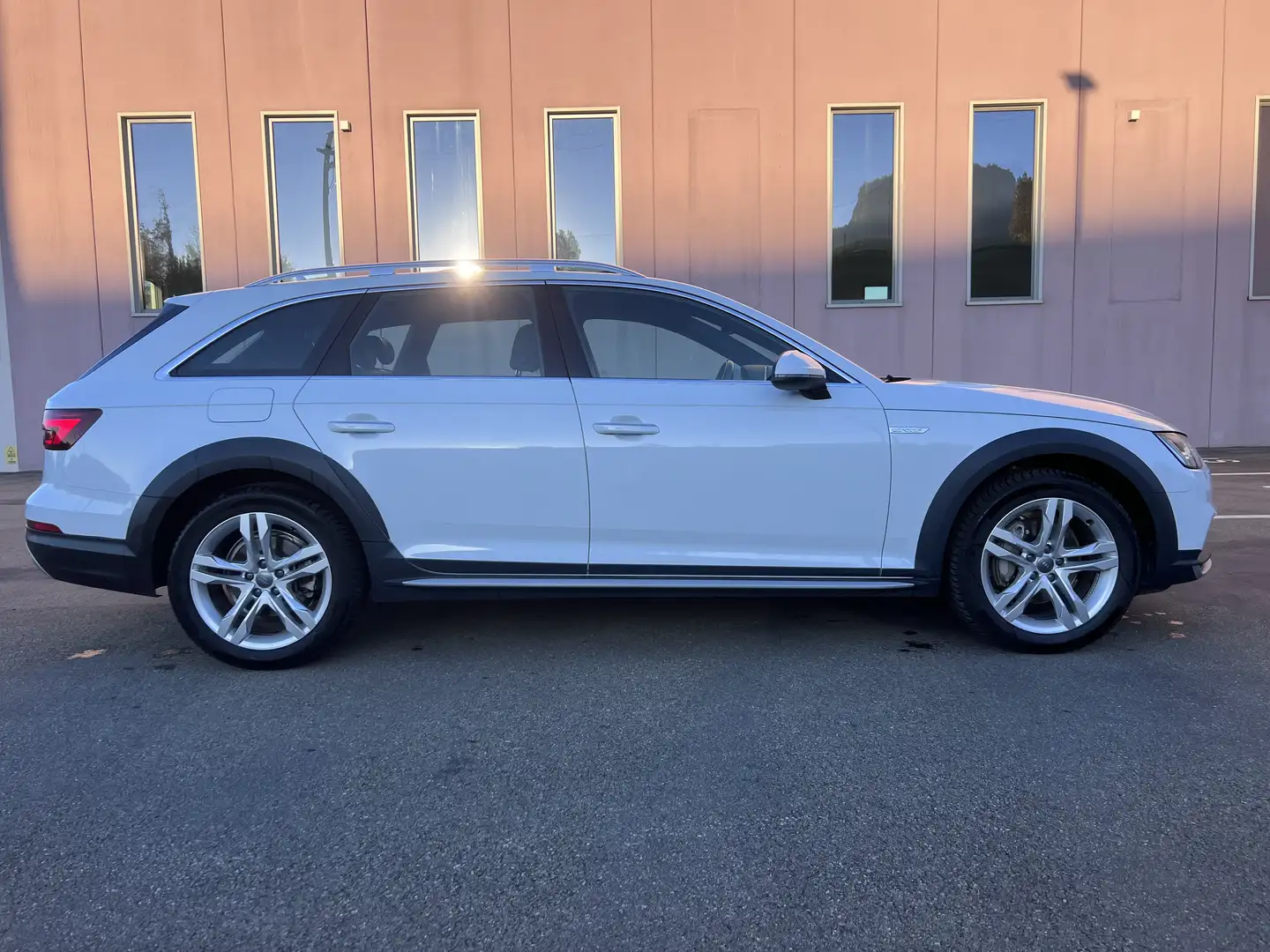 Audi A4 allroad A 4 OLLROAD STUPENDA IN TUTTO KM CERTIFICATI - 2