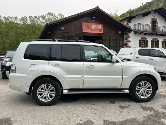 Mitsubishi Montero 3.2DI-D Kaiteki 5AT 200