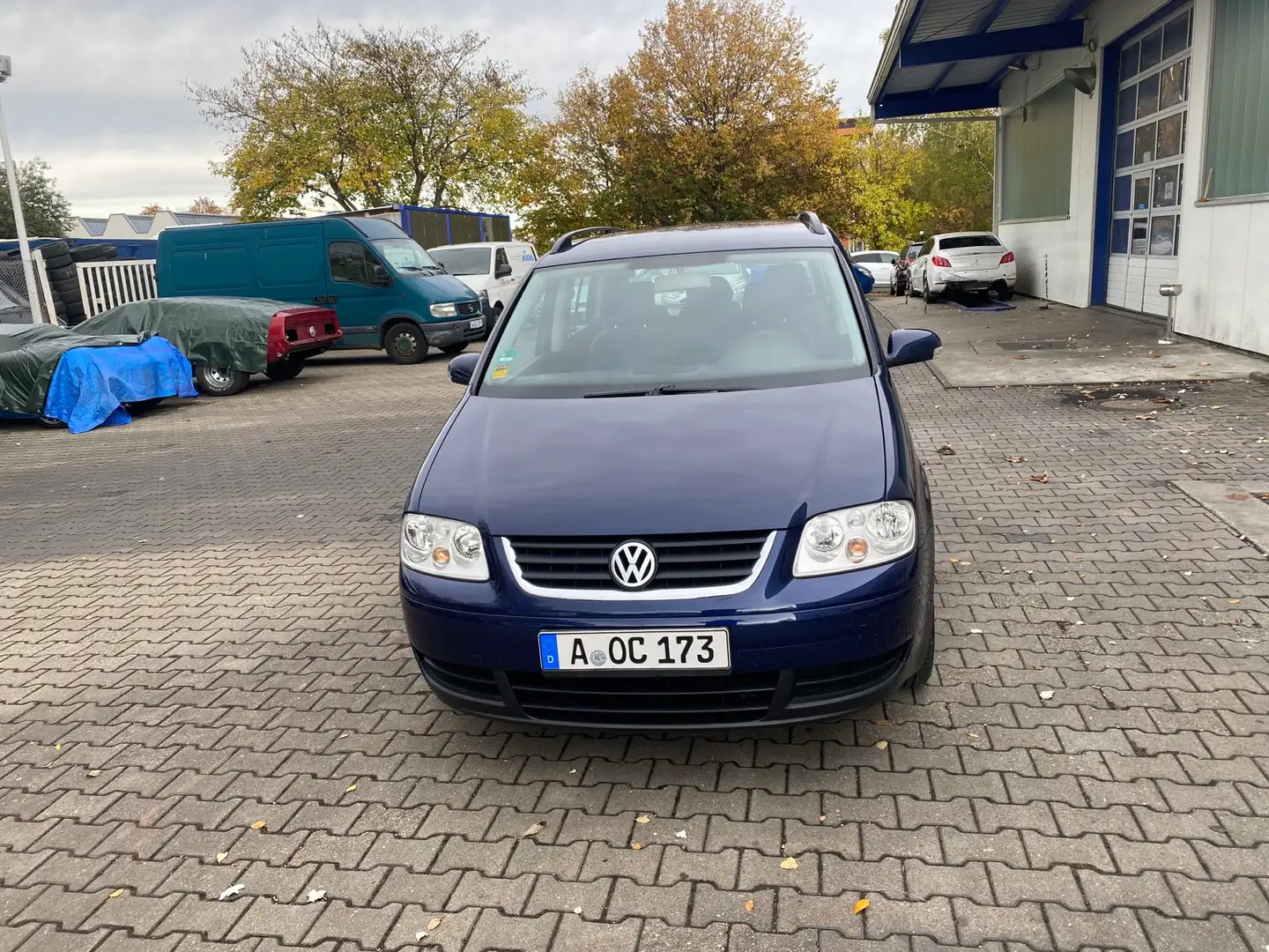 Volkswagen Touran 1.6 FSI Blau - 1