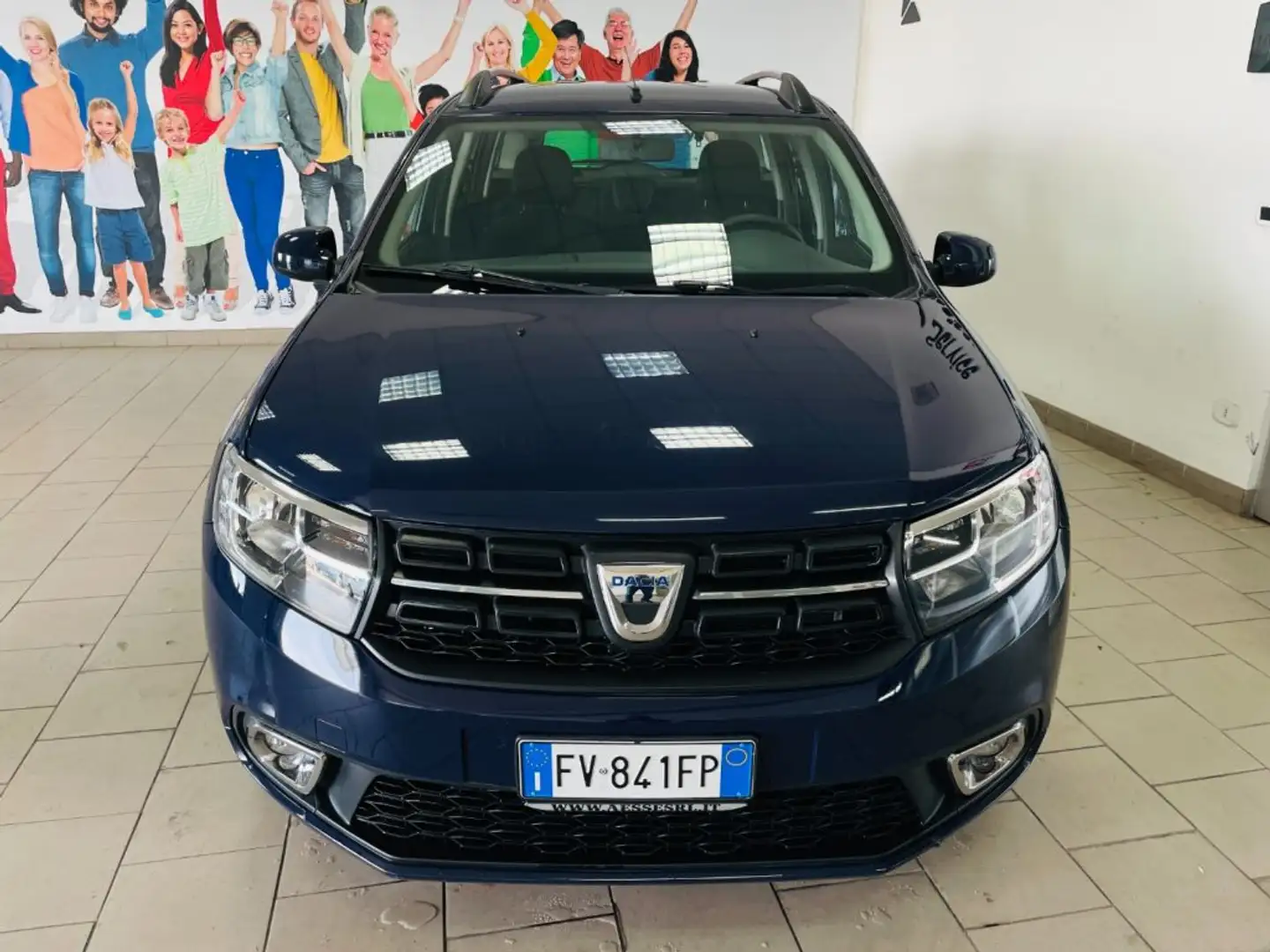 Dacia Logan MCV 1.5 Blue dCi 75CV Start&Stop Comfort Blauw - 2