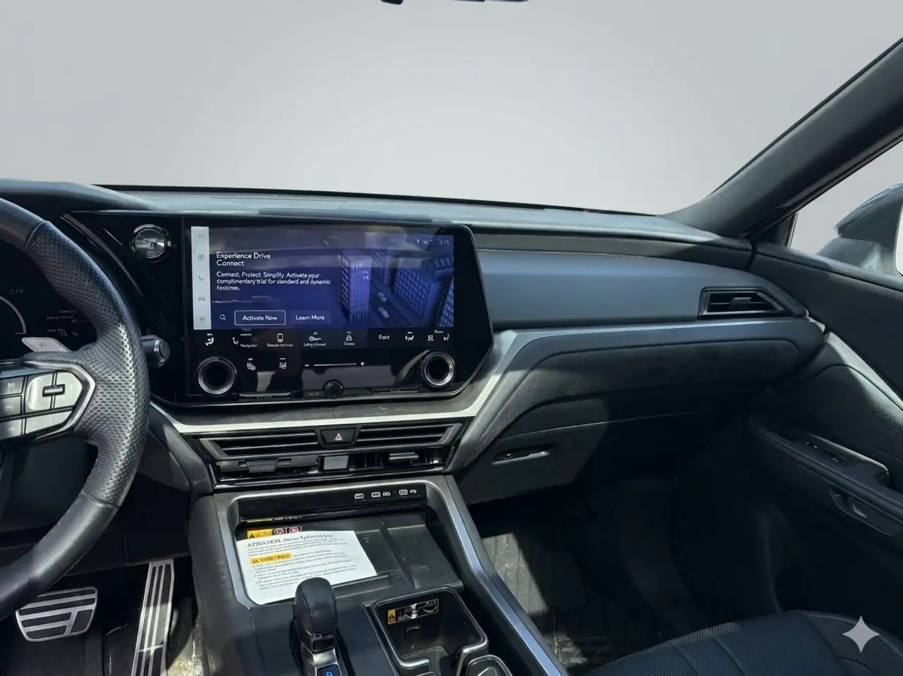 Lexus TX снимка Lexus TX