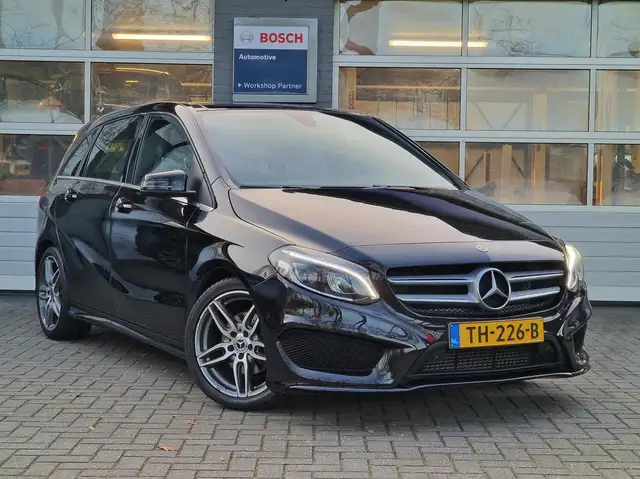 Mercedes-Benz B 180 Business Solution AMG Upgrade Edition|Pano|Sfeer|T