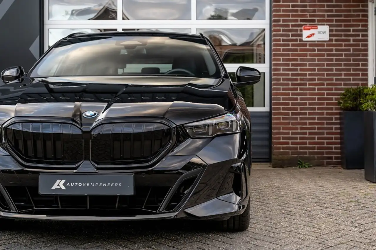BMW 530 5-serie 530e xDrive Touring M Sport Bowers & Wil, миниатюра 23