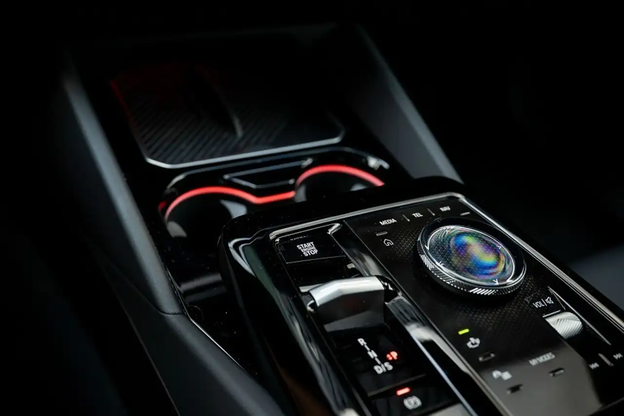 BMW 530 5-serie 530e xDrive Touring M Sport Bowers & Wil, миниатюра 25