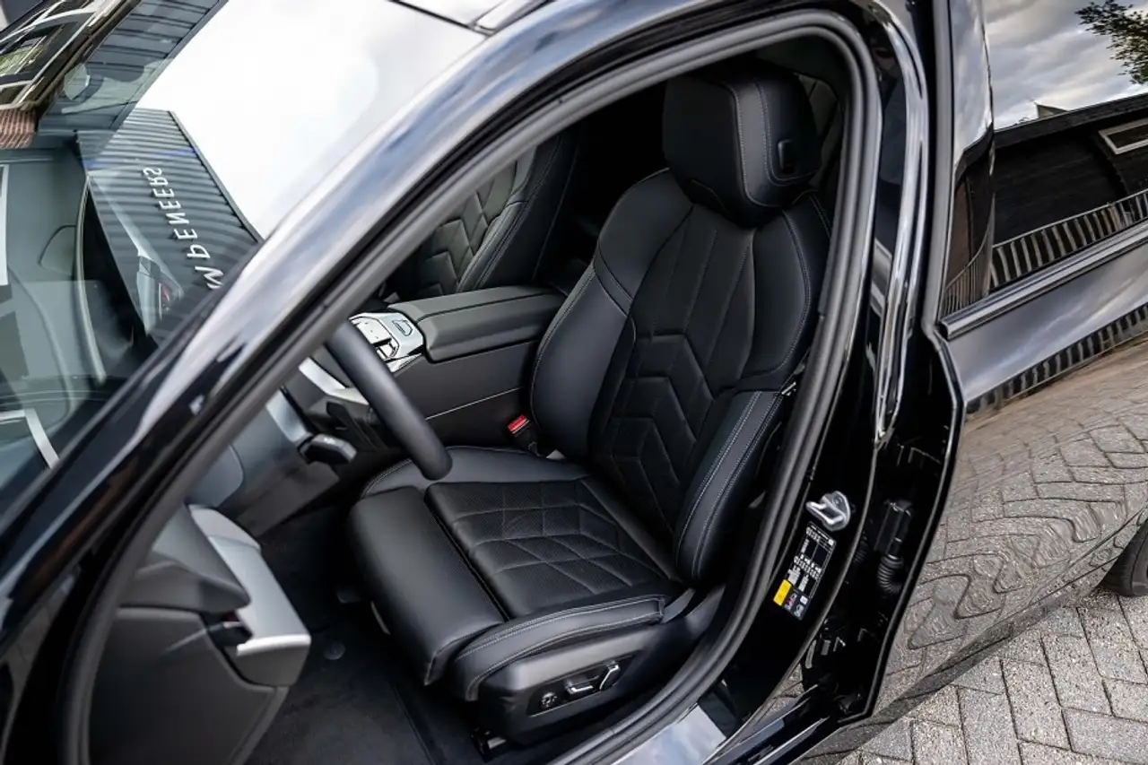 BMW 530 5-serie 530e xDrive Touring M Sport Bowers & Wil, миниатюра 15