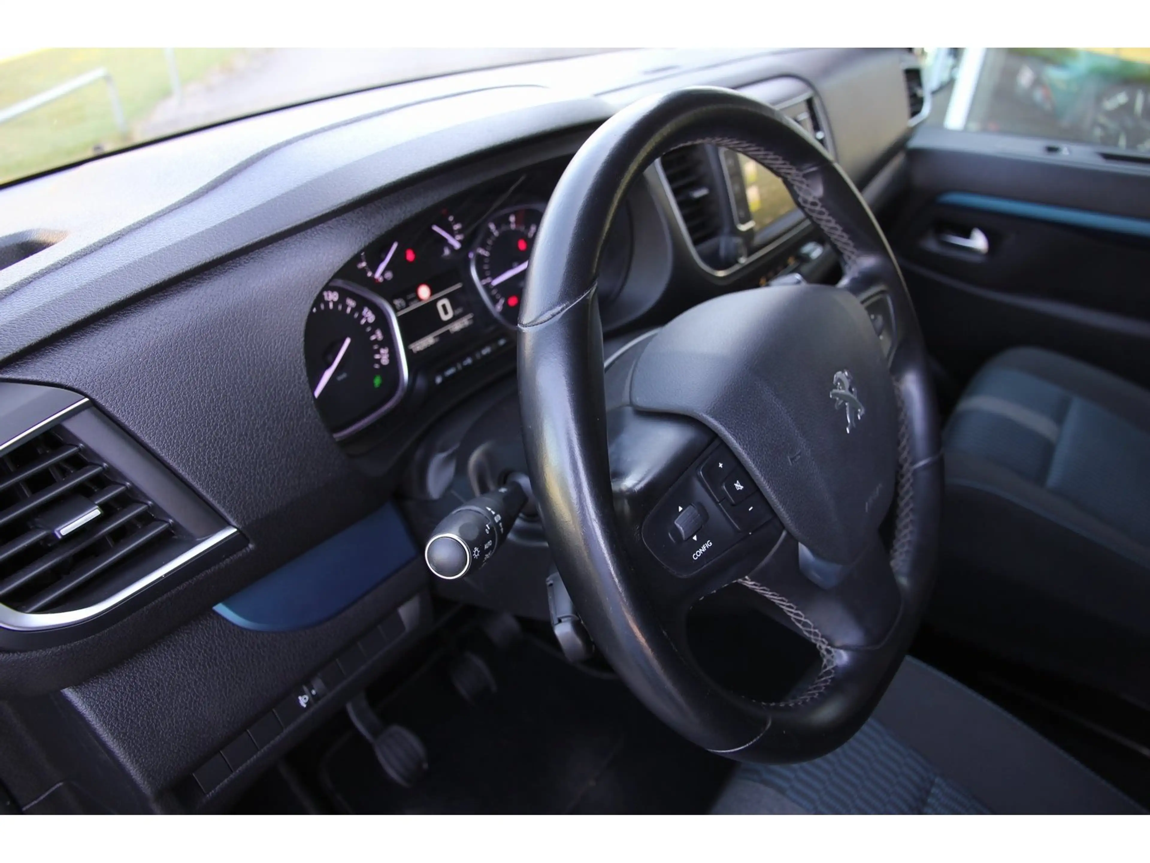 Peugeot Traveller L2 Active BHDi 150 Carplay RFK 8 Sitze — photo 12