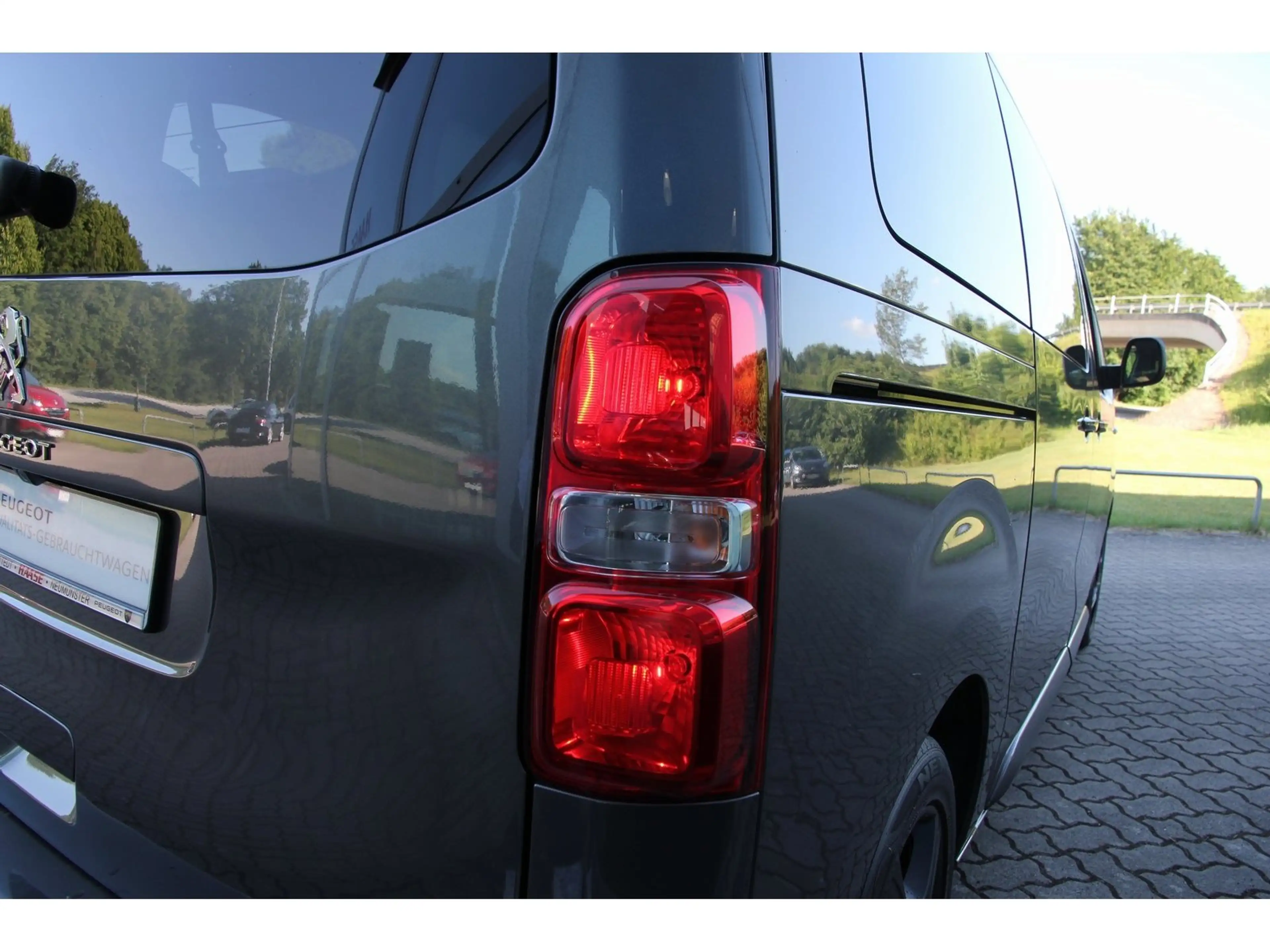 Peugeot Traveller L2 Active BHDi 150 Carplay RFK 8 Sitze — photo 6
