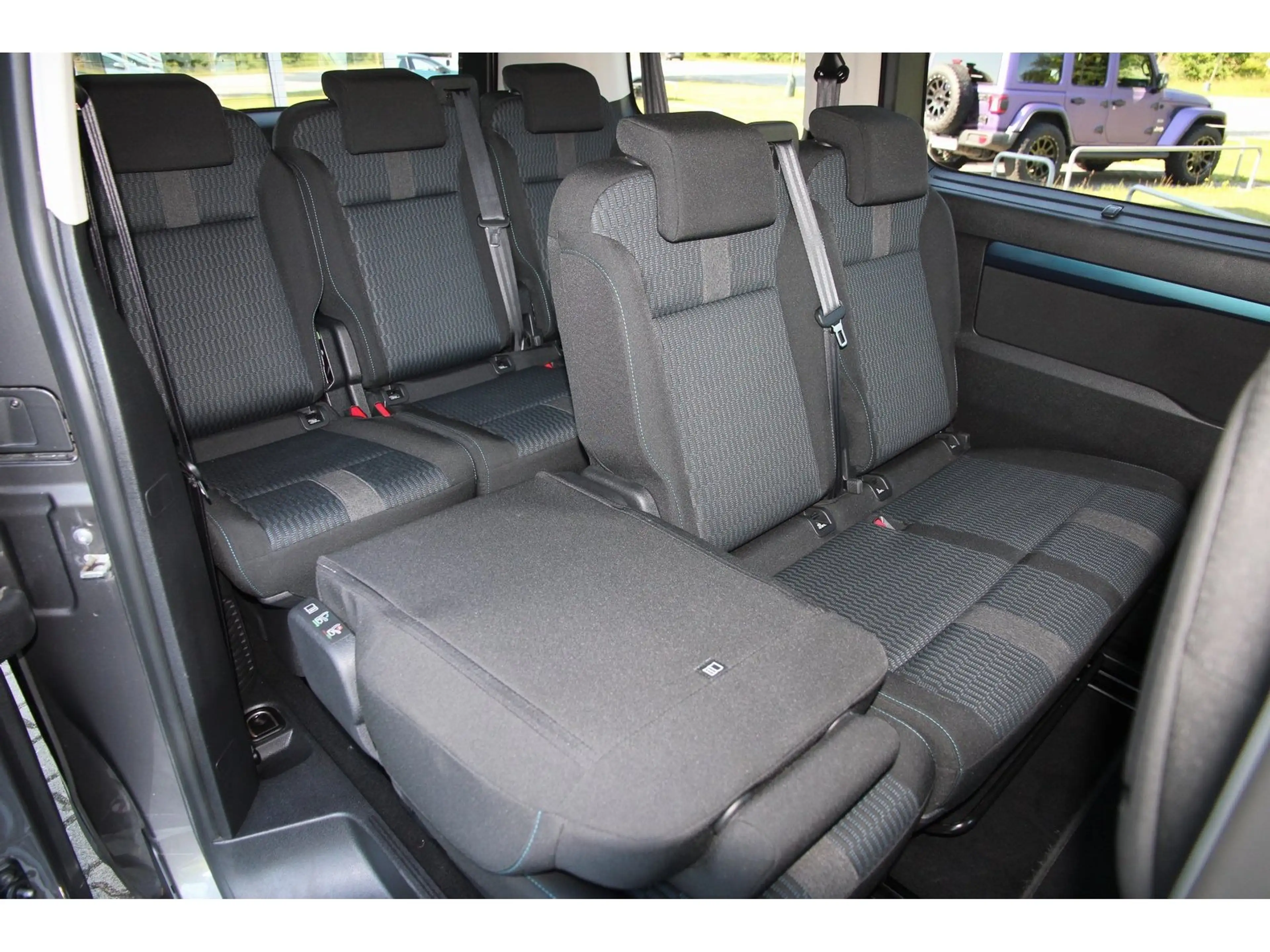 Peugeot Traveller L2 Active BHDi 150 Carplay RFK 8 Sitze — photo 9