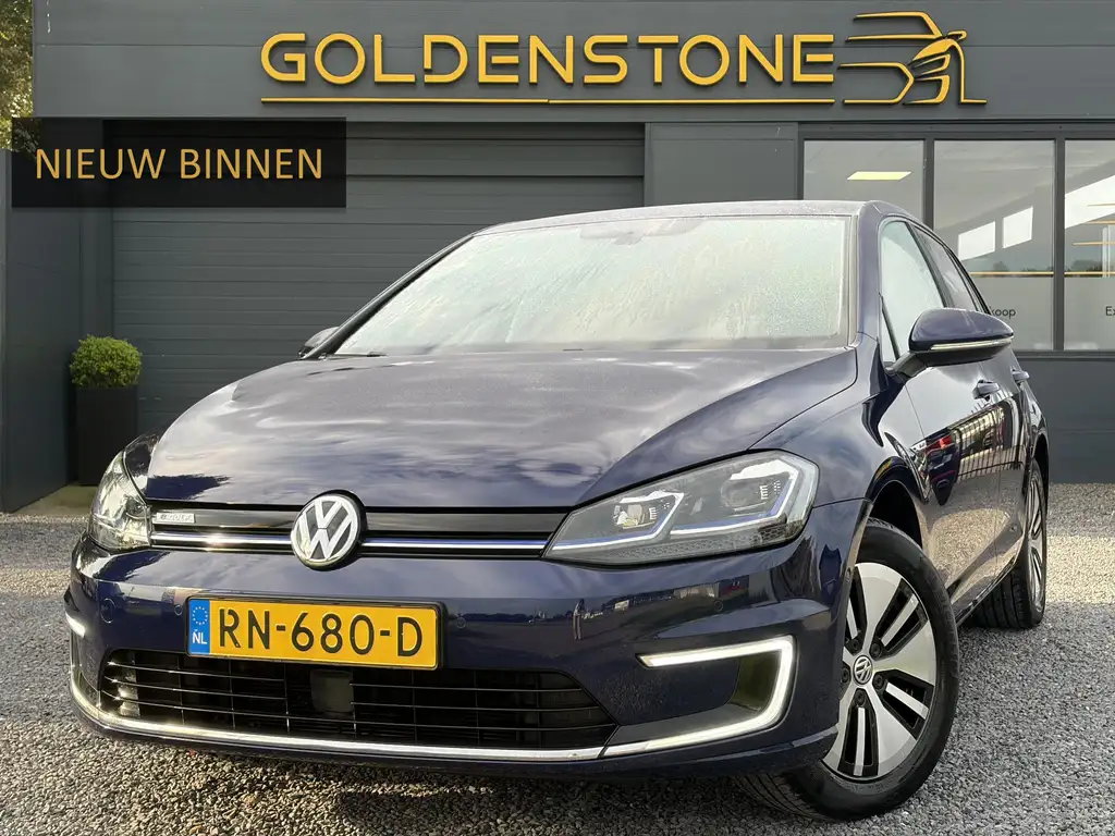 Volkswagen e-Golf 2018 из Европы — купить под ключ
