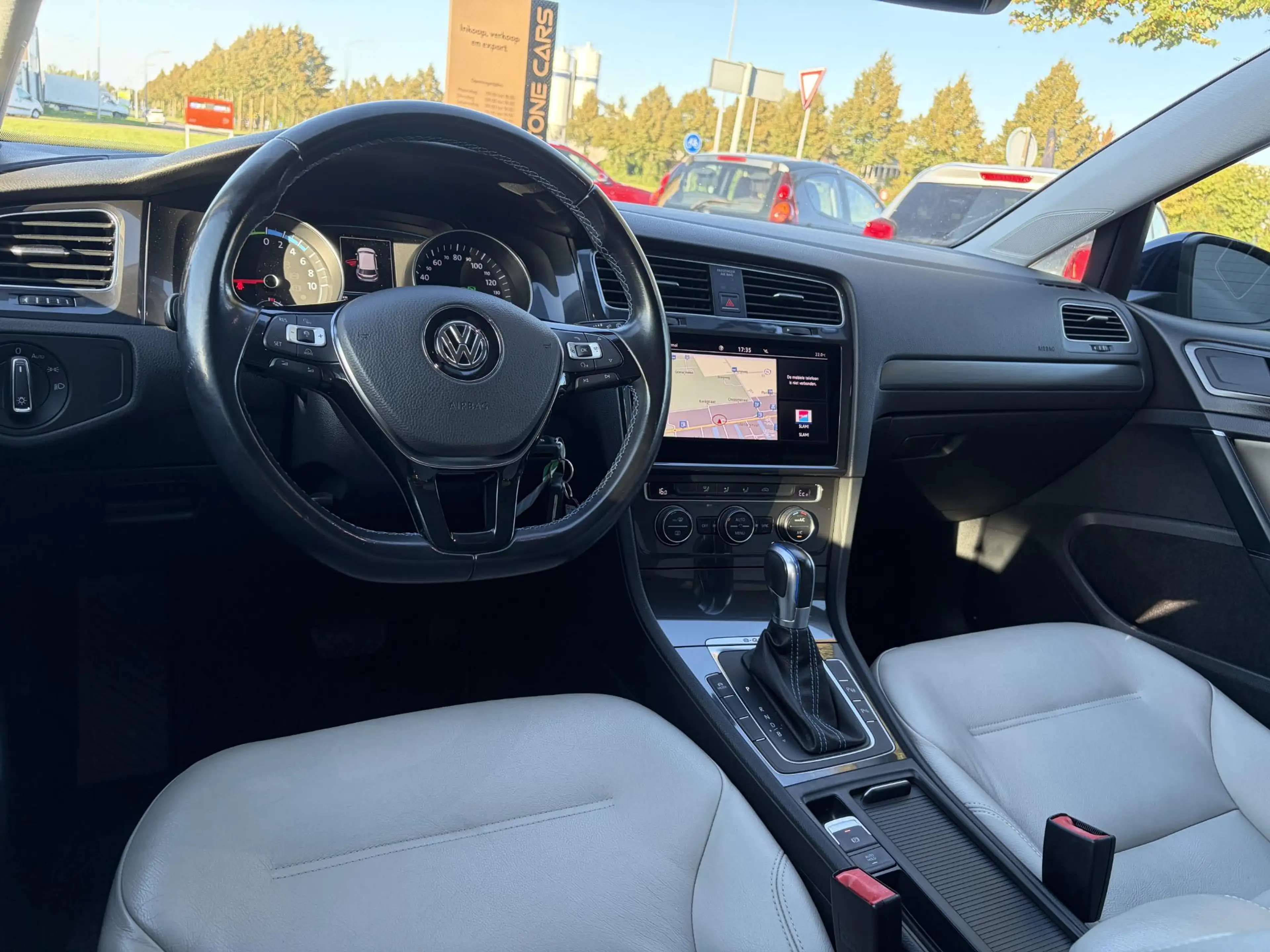 Volkswagen e-Golf e-Golf ✓SOH 88.57%✓Carplay✓Navi✓Leder✓Clima✓Cruise — photo 12