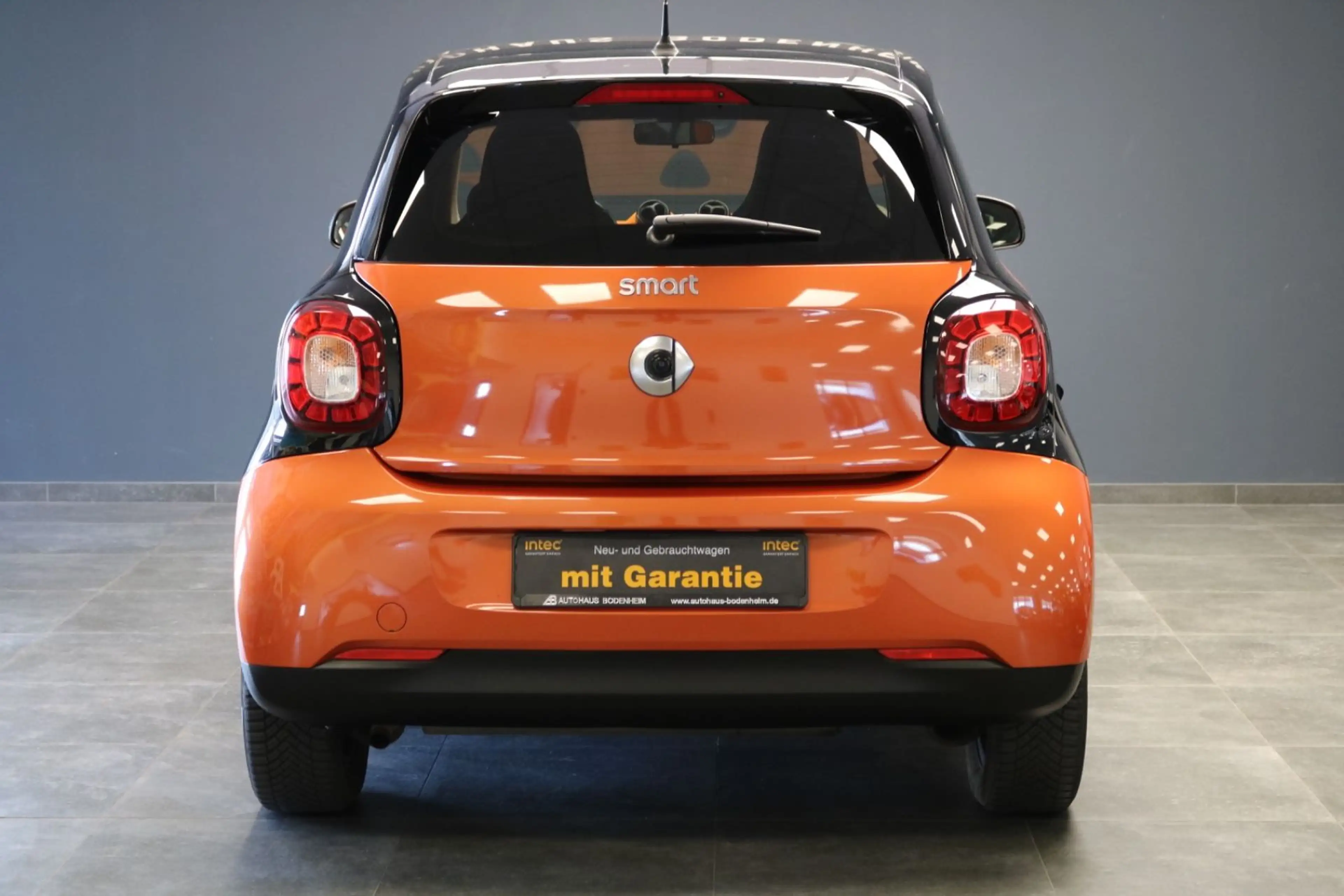 smart forFour forfour Basis 66 kW/PANO/NAVI/KAMERA — photo 12