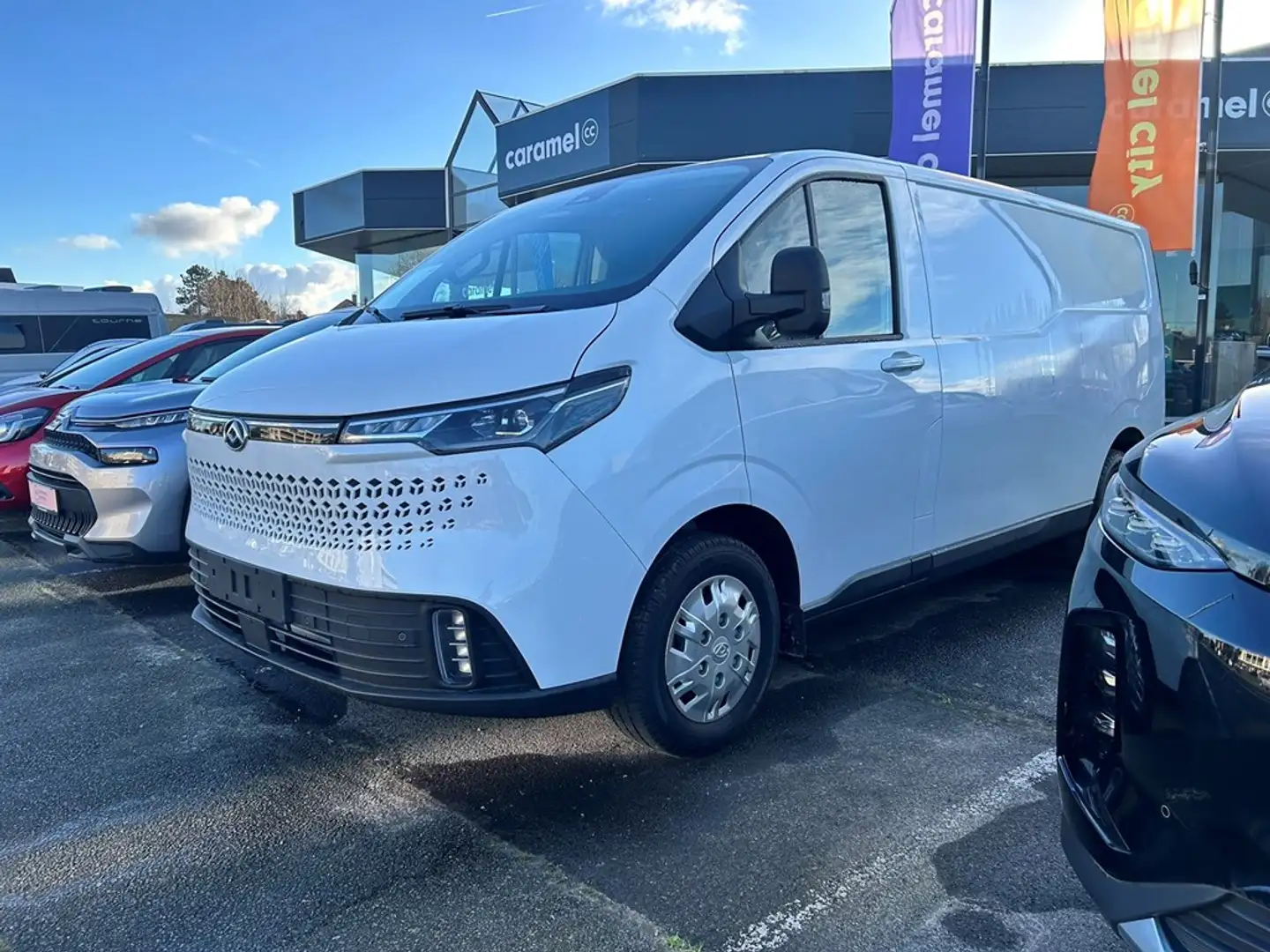 Maxus ELECTRIC L2H1 AUTOMAAT* FULL LED* CAMERA* PDC* White - 1