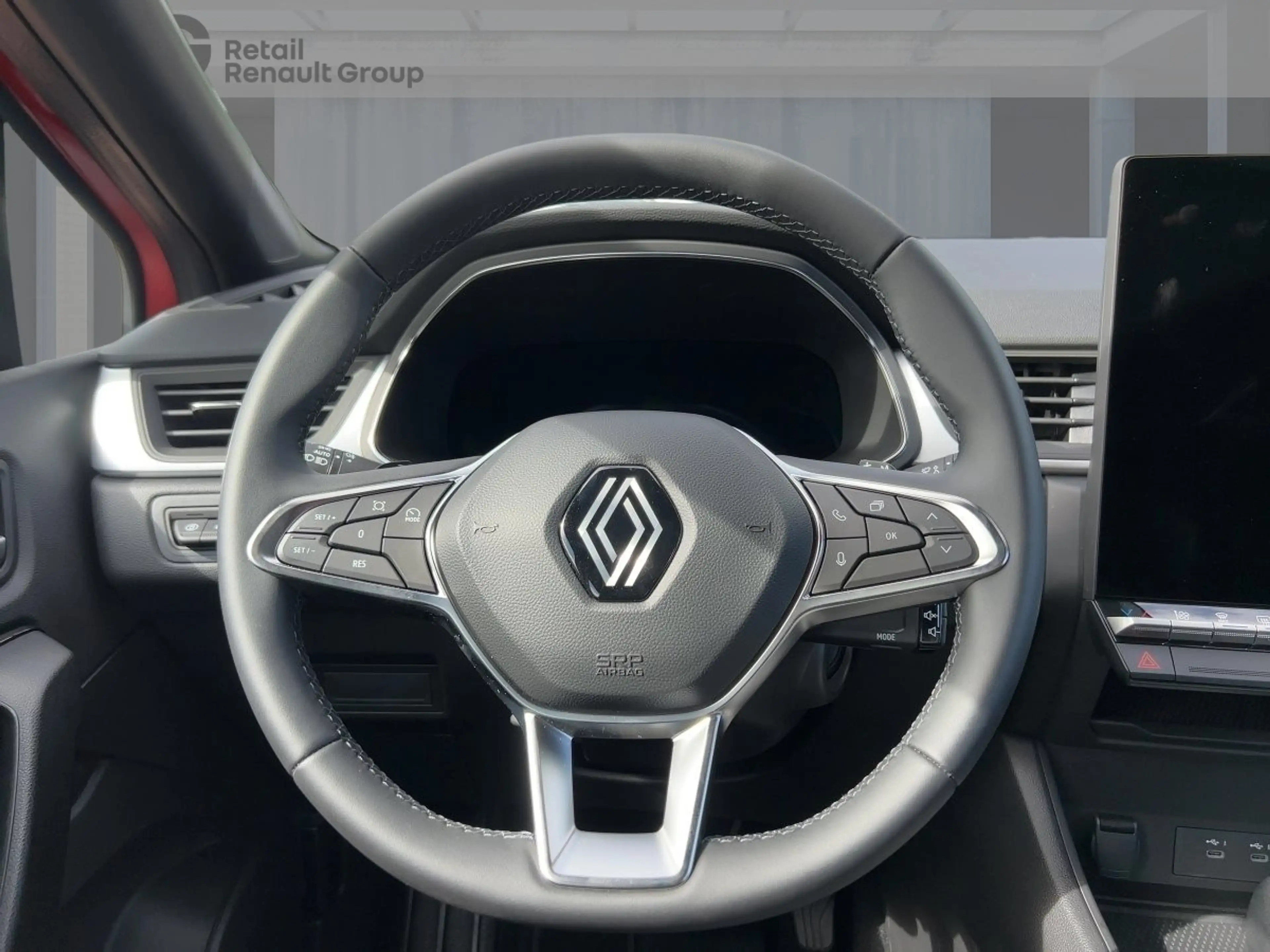 Renault Captur Evolution Mild Hybrid 160 EDC — photo 11