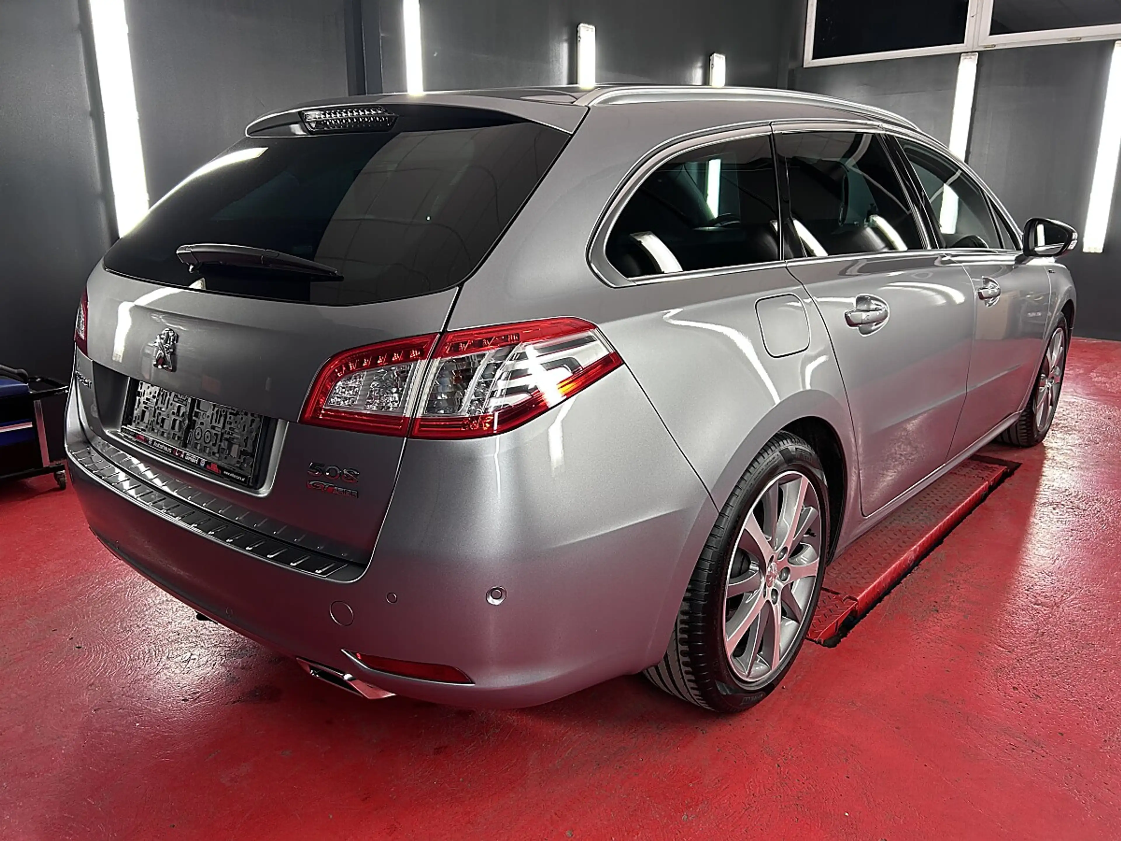 Peugeot 508 SW 2,0 BlueHDI 150 S&S GT Line — photo 6