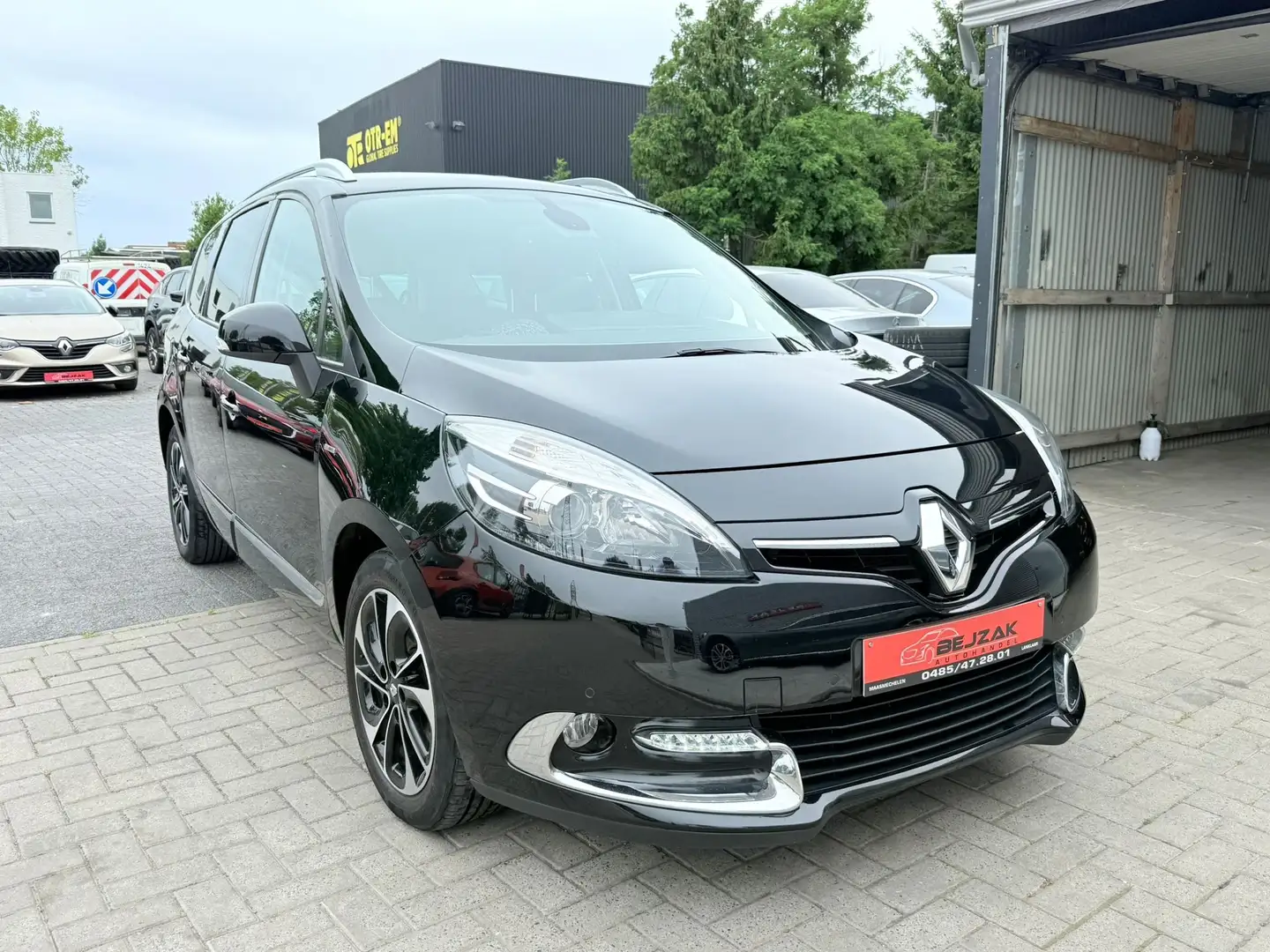 Renault Scenic Bose Edition 1.5DCI automaat facelift 1jaar garant - 1