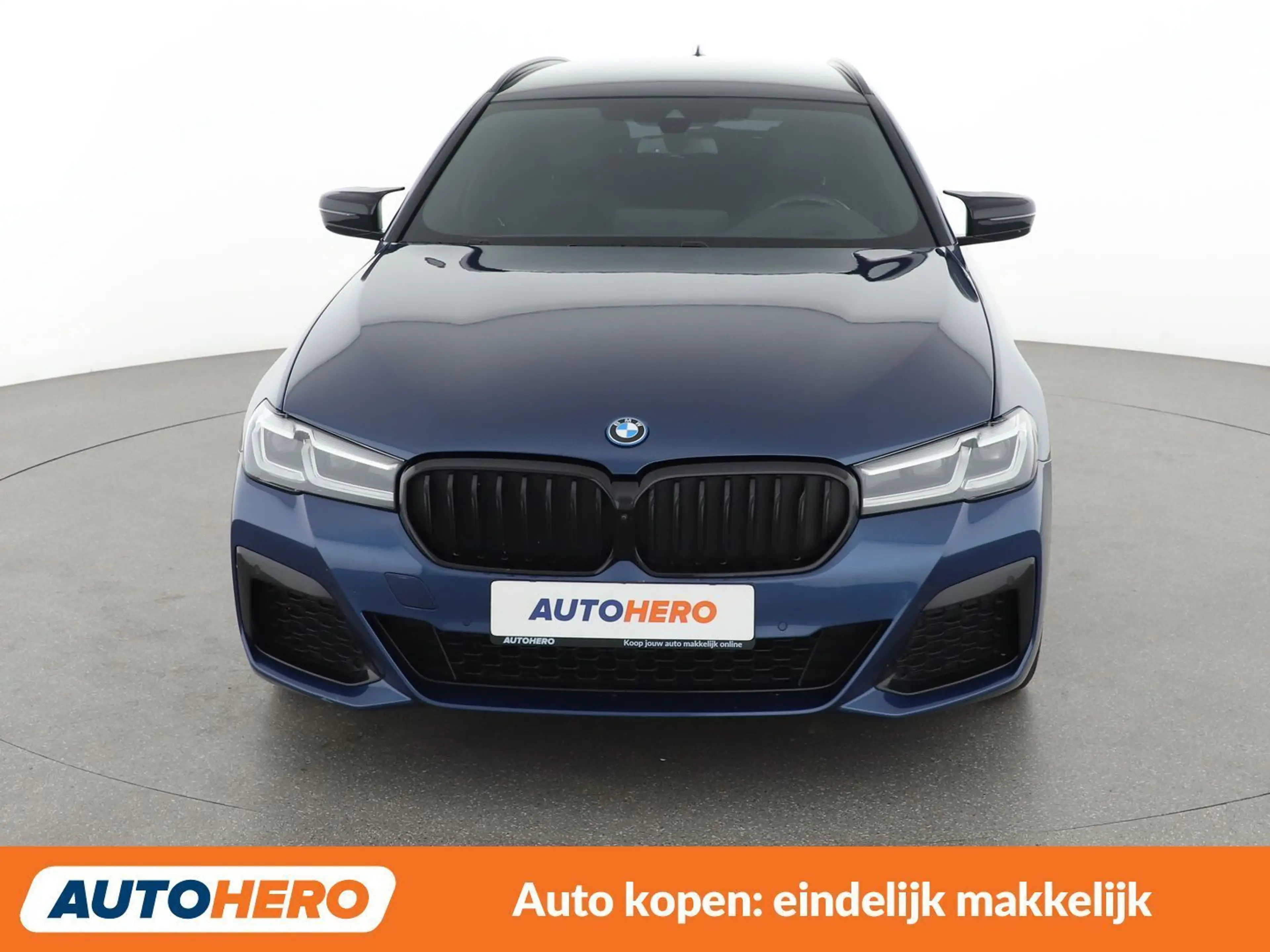 BMW 530 530e xDrive M Sport — photo 10